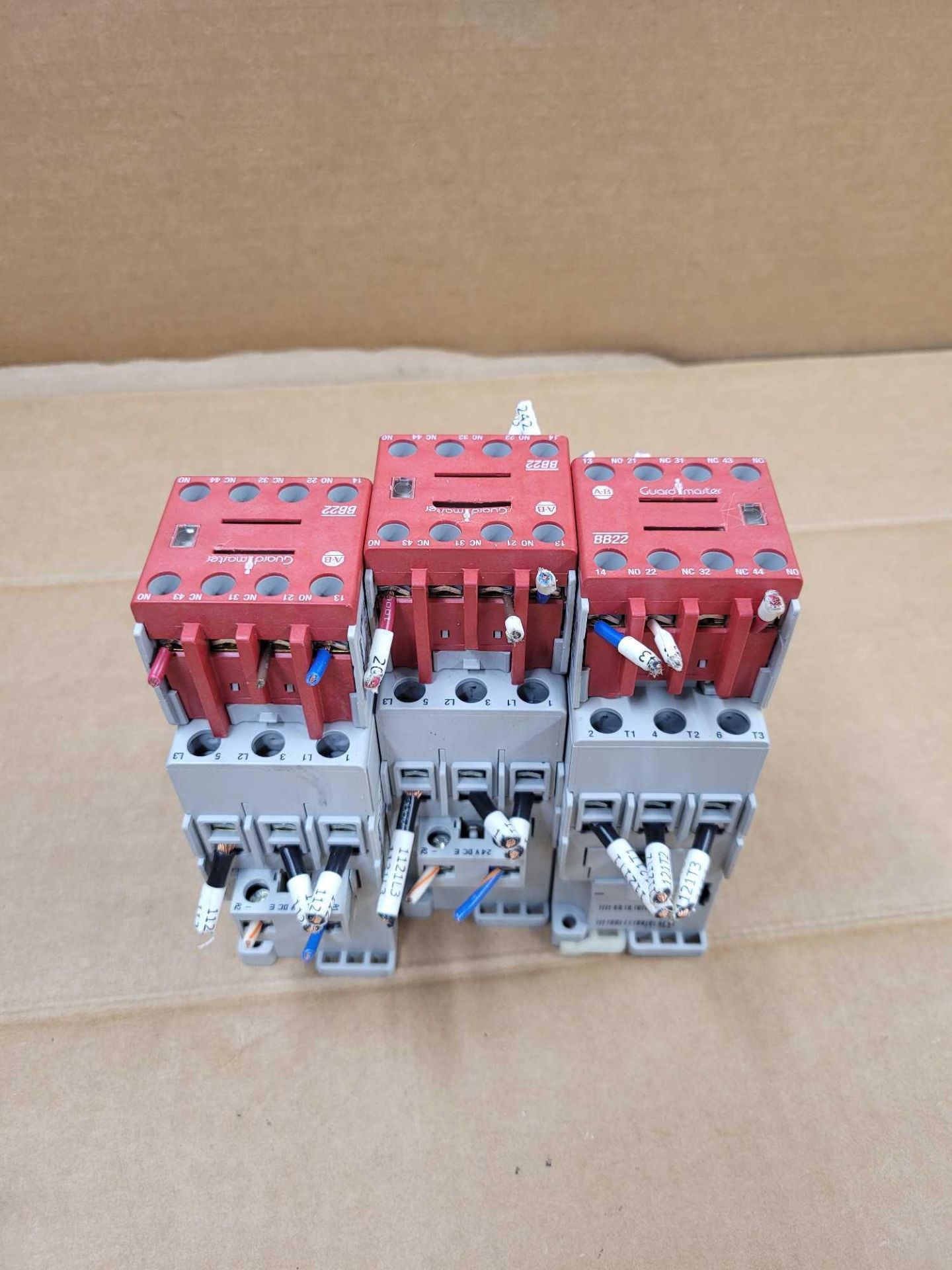LOT OF 3 ALLEN BRADLEY 100S-C30EJ22BC / Series C Guardmaster Safety Contactor  /  Lot Weight: 3.8 lb