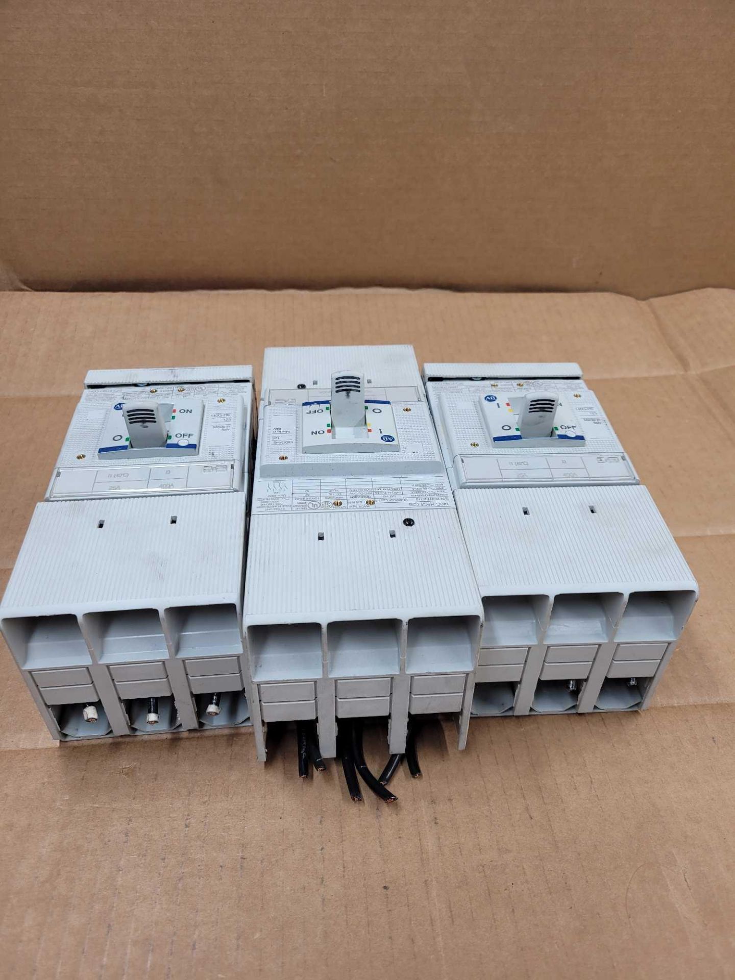 LOT OF 3 ALLEN BRADLEY 140G-H6C3-C25-FB / Series 25 Amp Circuit Breaker  /  Lot Weight: 13.0 lbs