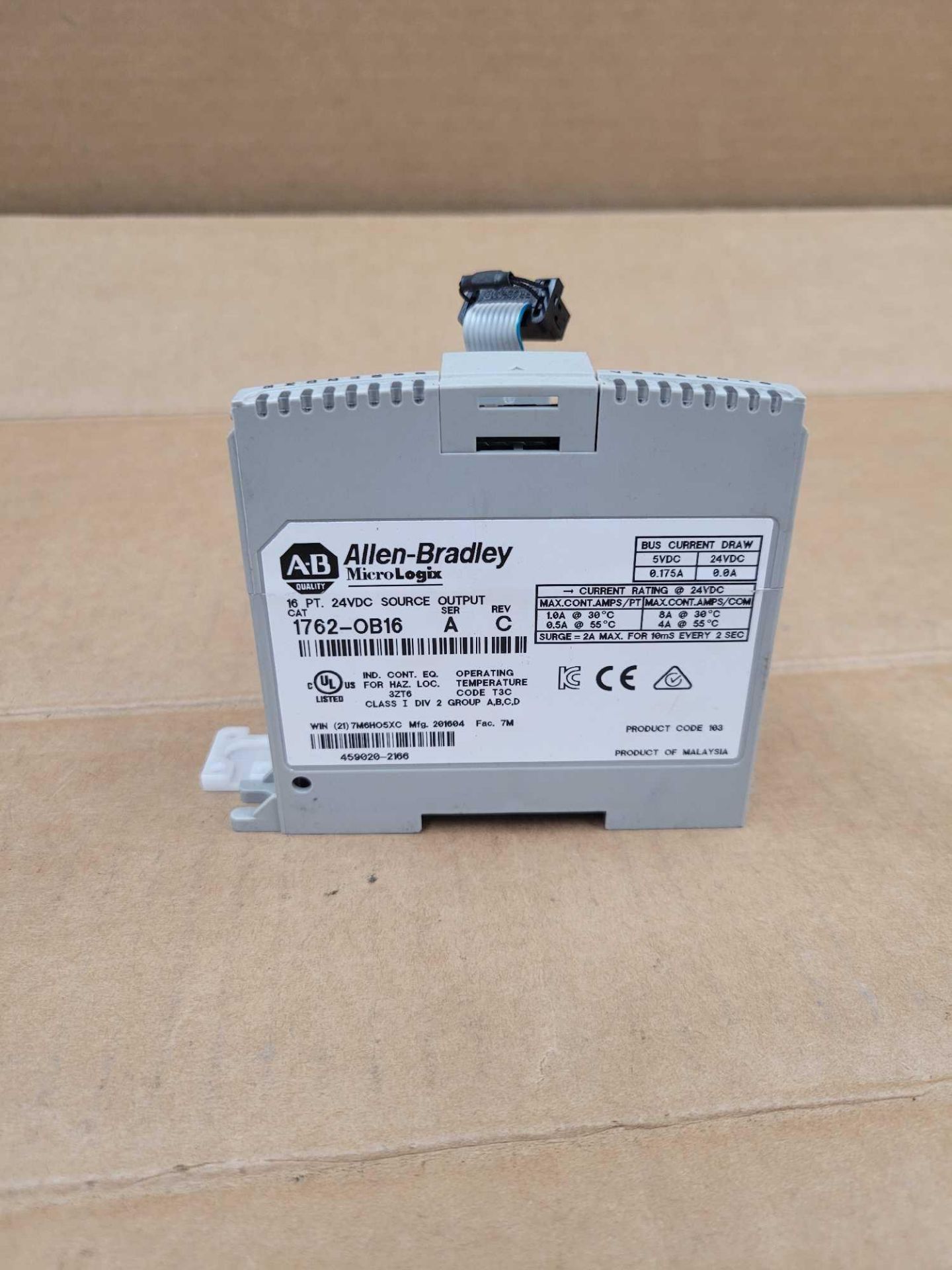 LOT OF 3 ALLEN BRADLEY 1762-OB16 / Series A MicroLogix Output Module  /  Lot Weight: 1.0 lbs - Image 2 of 11