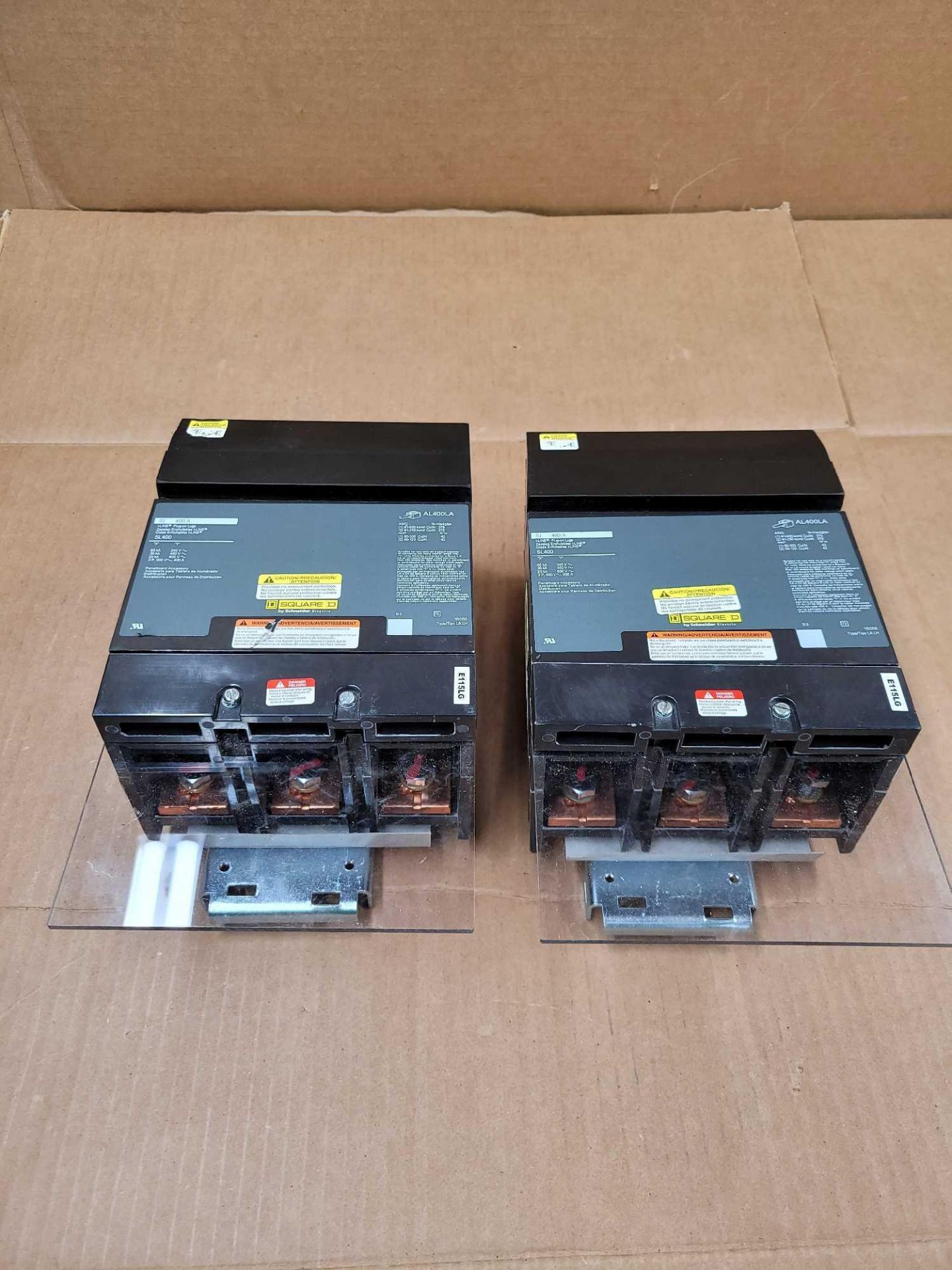 LOT OF 2 SQUARE D SL400A / 400 Amp 3 Pole Circuit Breaker  /  Lot Weight: 16.8 lbs