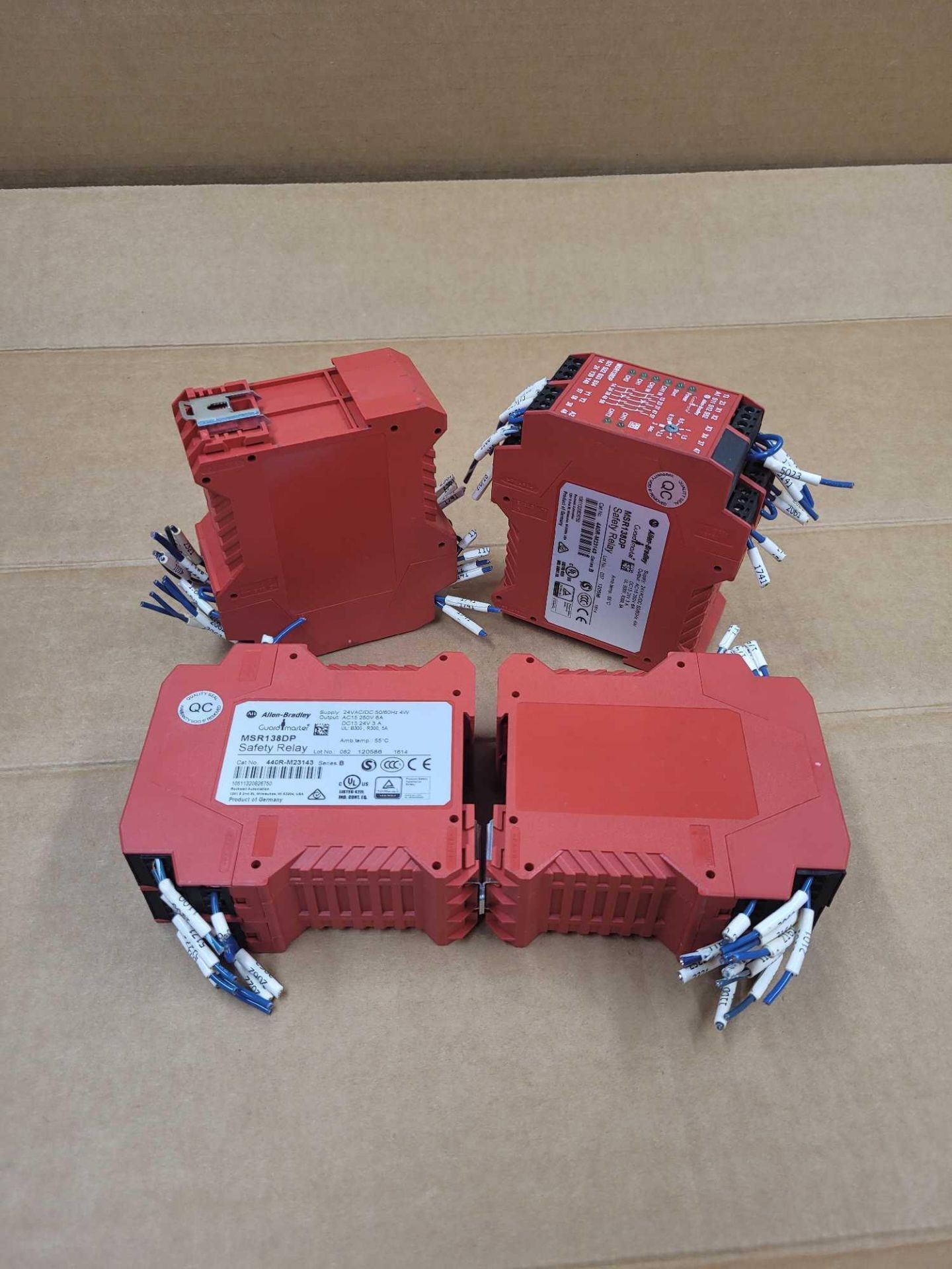 LOT OF 4 ALLEN BRADLEY 440R-M23143 / Series B Guardmaster MSR138DP Safety Relay  /  Lot Weight: 3.2 - Image 7 of 7