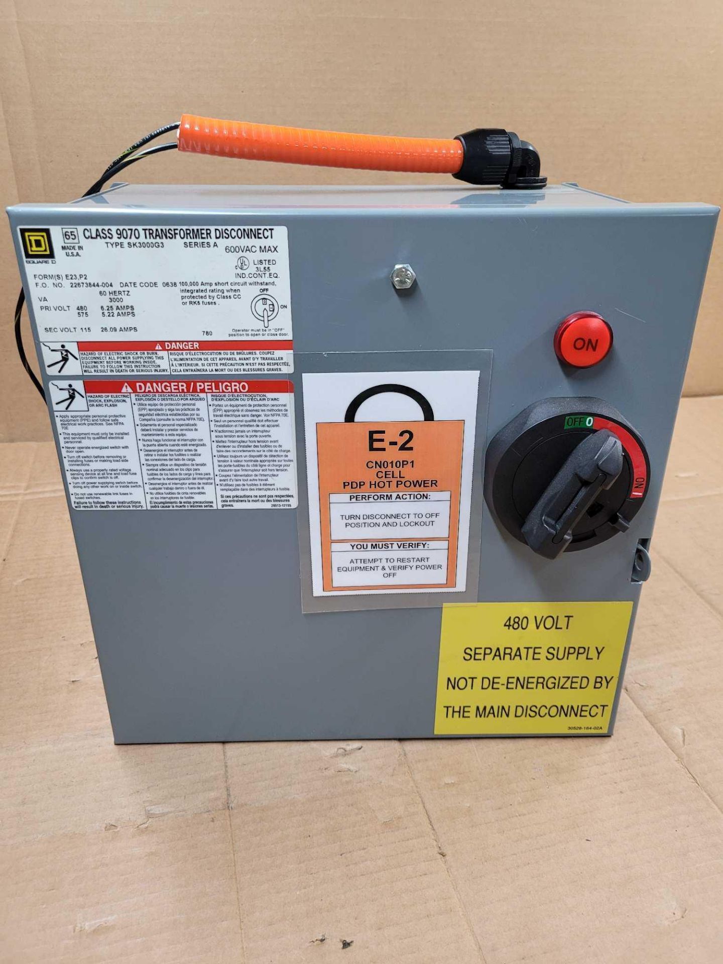 SQUARE D SK3000G3 / Series A Class 9070 Transformer Disconnect  /  Lot Weight: 65.6 lbs