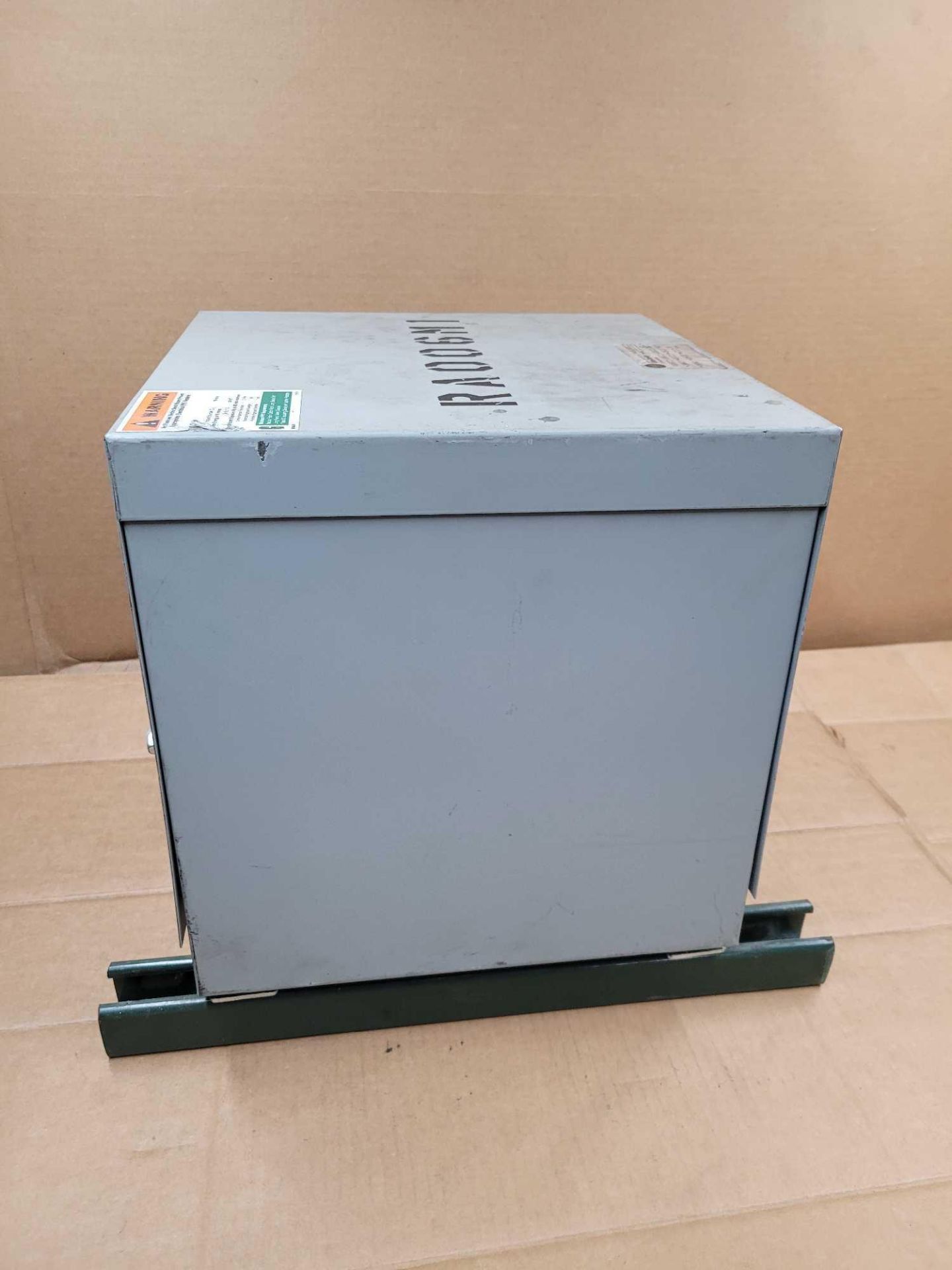 ALLEN BRADLEY 1321-3RA18-C / 3 Phase Reactor  /  Lot Weight: 34.2 lbs - Image 3 of 8