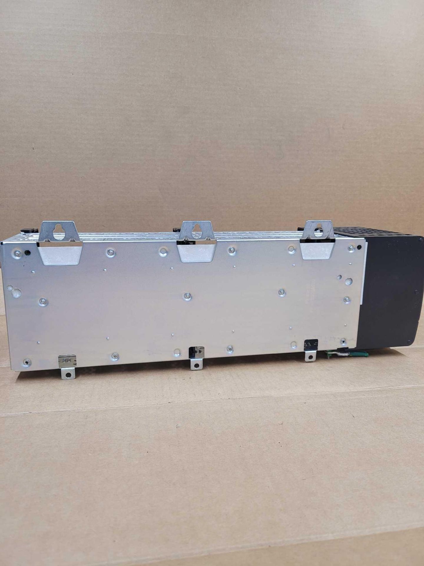 ALLEN BRADLEY 1756-PA75 with 1756-A10 / Series B Power Supply with Series B 10 Slot Chassis  /  Lot - Image 4 of 13