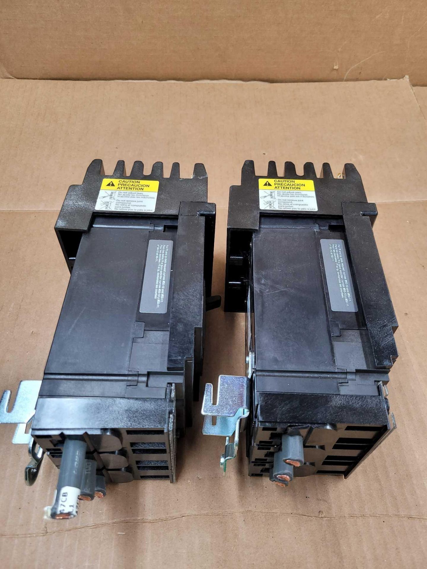 LOT OF 2 SQUARE D HJA36100 / 100 Amp Molded Case Circuit Breaker  /  Lot Weight: 9.6 lbs - Image 5 of 5