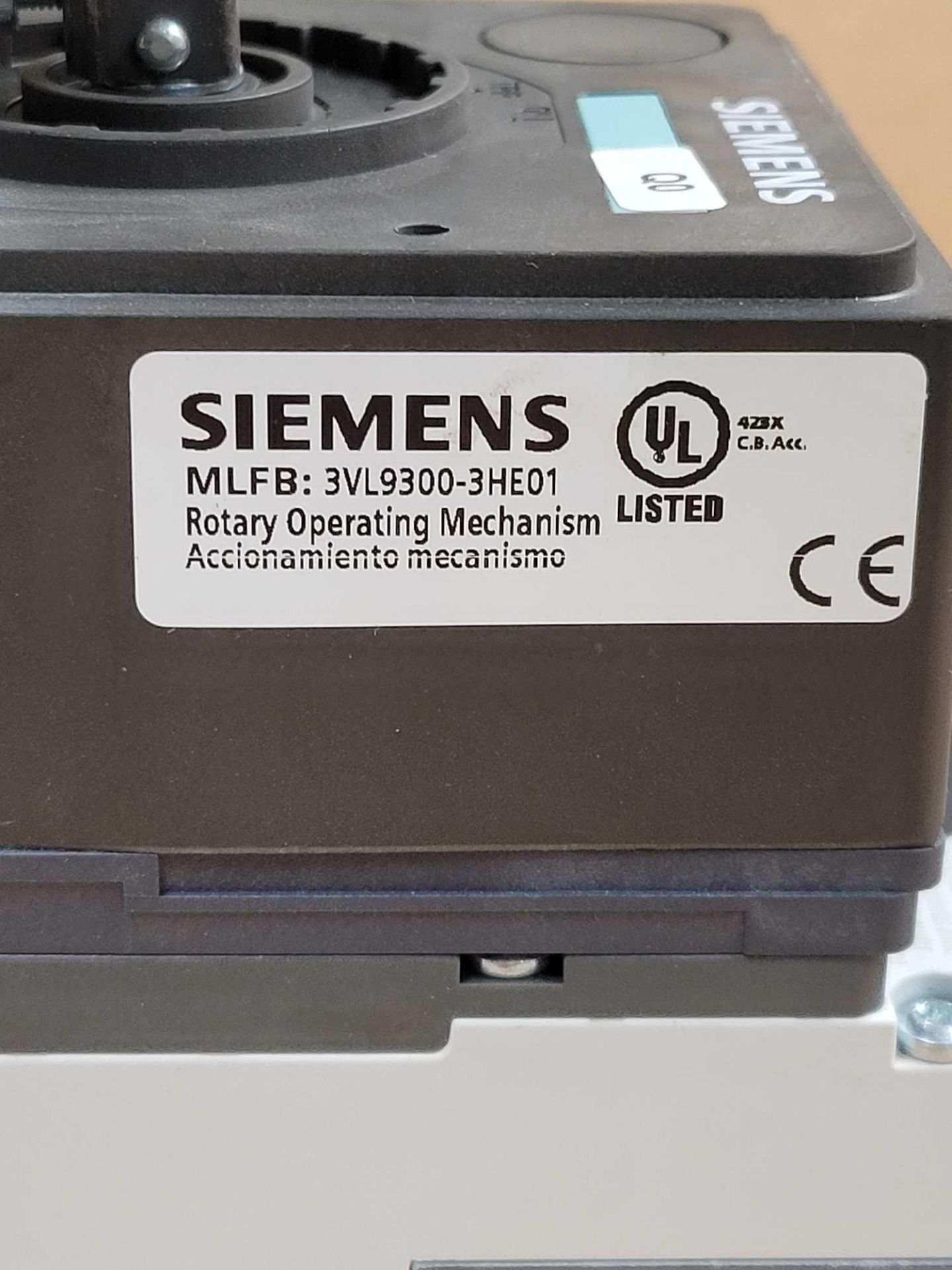 SIEMENS HDR3S150L with 3VL9300-3HE01 and SCA 90002.919005 / 150 Amp Circuit Breaker with Rotary Oper - Bild 5 aus 9