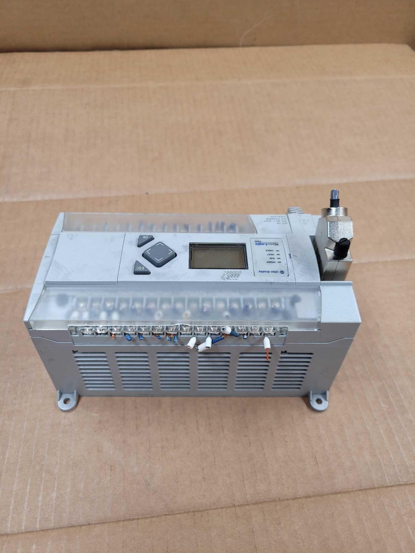 ALLEN BRADLEY 1766-L32BXBA / Series B MicroLogix 1400 32 Point Controller  /  Lot Weight: 2.0 lbs - Image 3 of 7