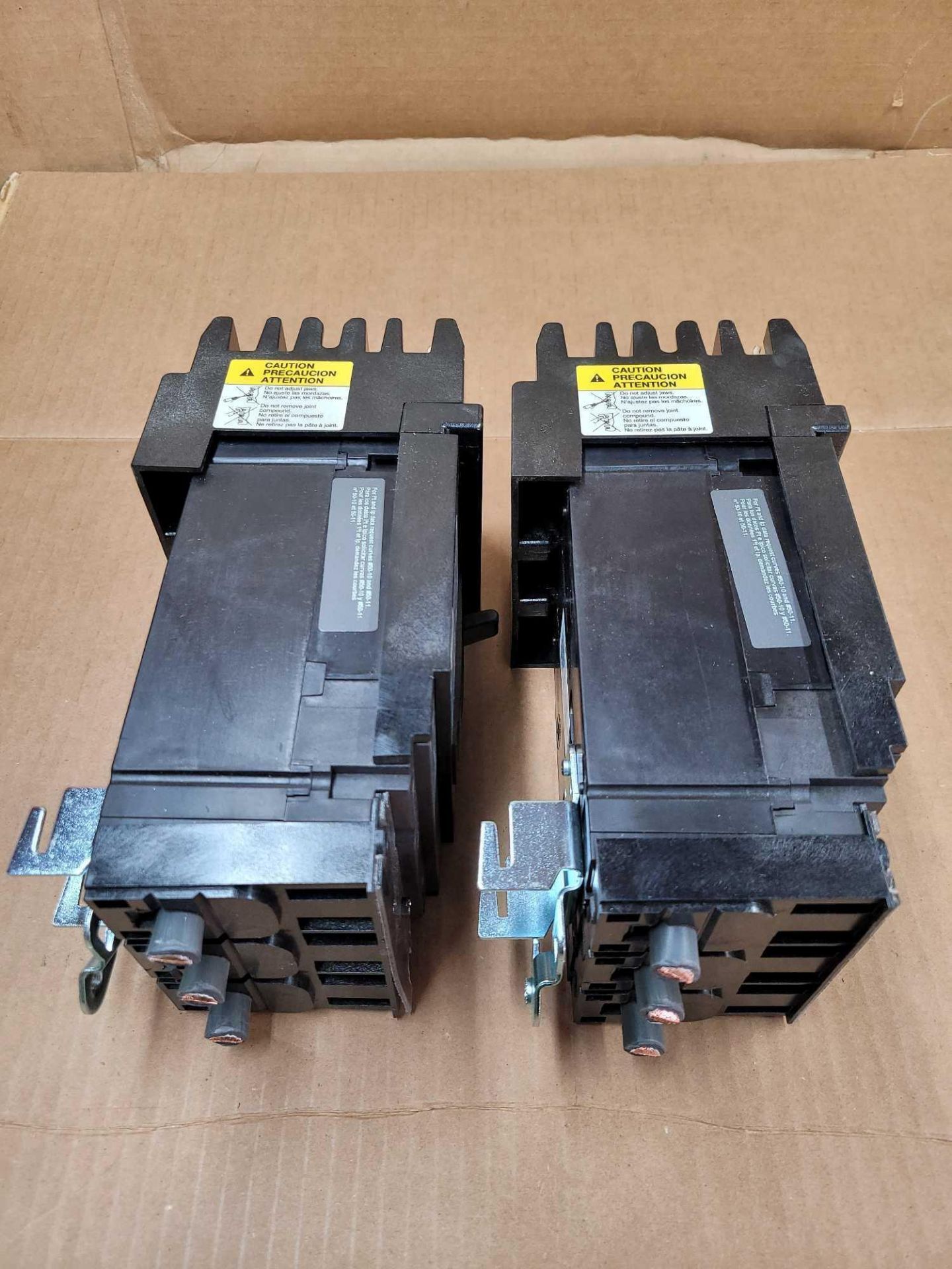 LOT OF 2 SQUARE D HJA36100 / 100 Amp Molded Case Circuit Breaker  /  Lot Weight: 9.4 lbs - Image 4 of 5