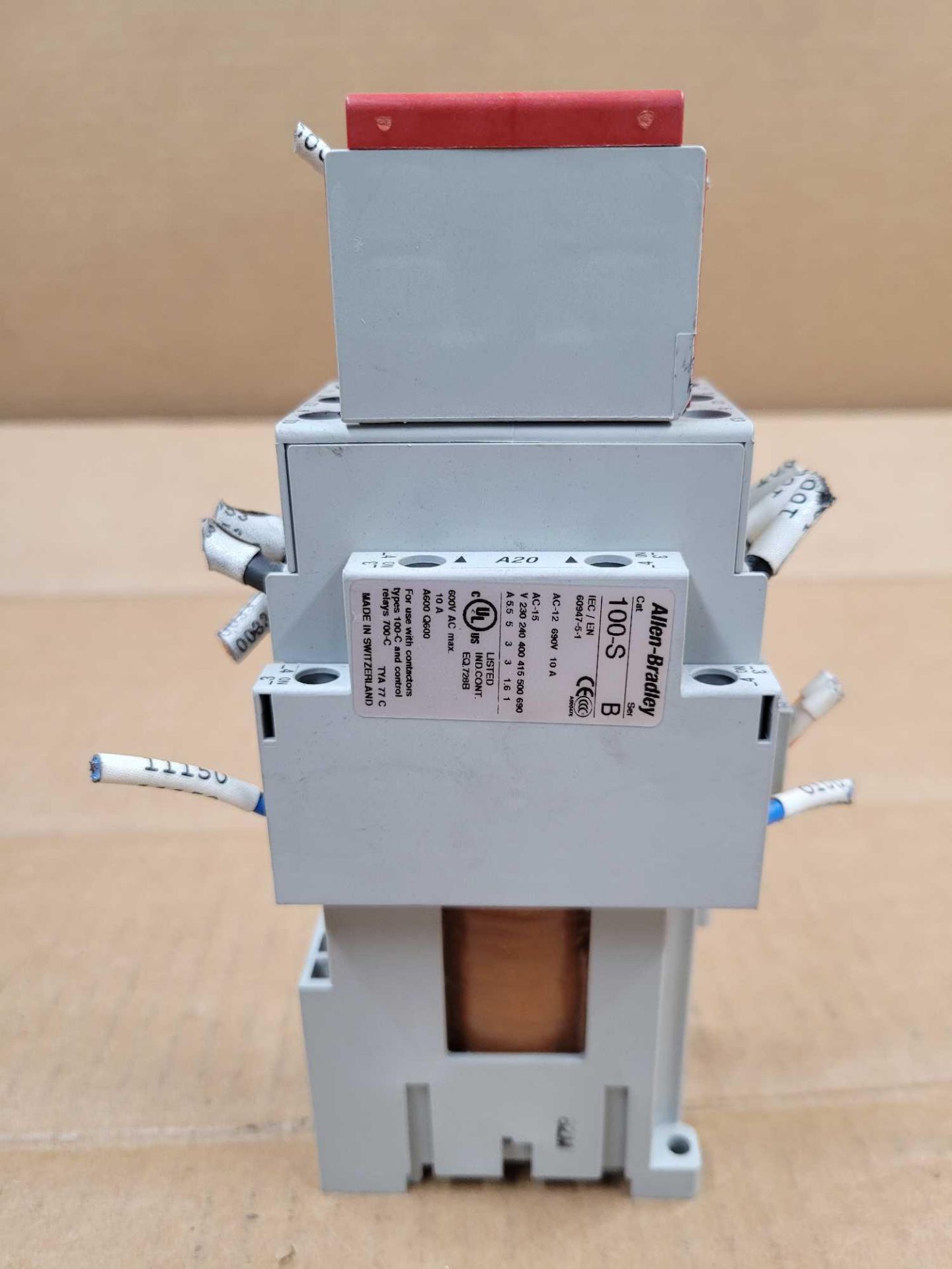LOT OF 5 ALLEN BRADLEY 100S-C37DJ14BC / Guardmaster Safety Contactor  /  Lot Weight: 10.6 lbs - Image 6 of 12