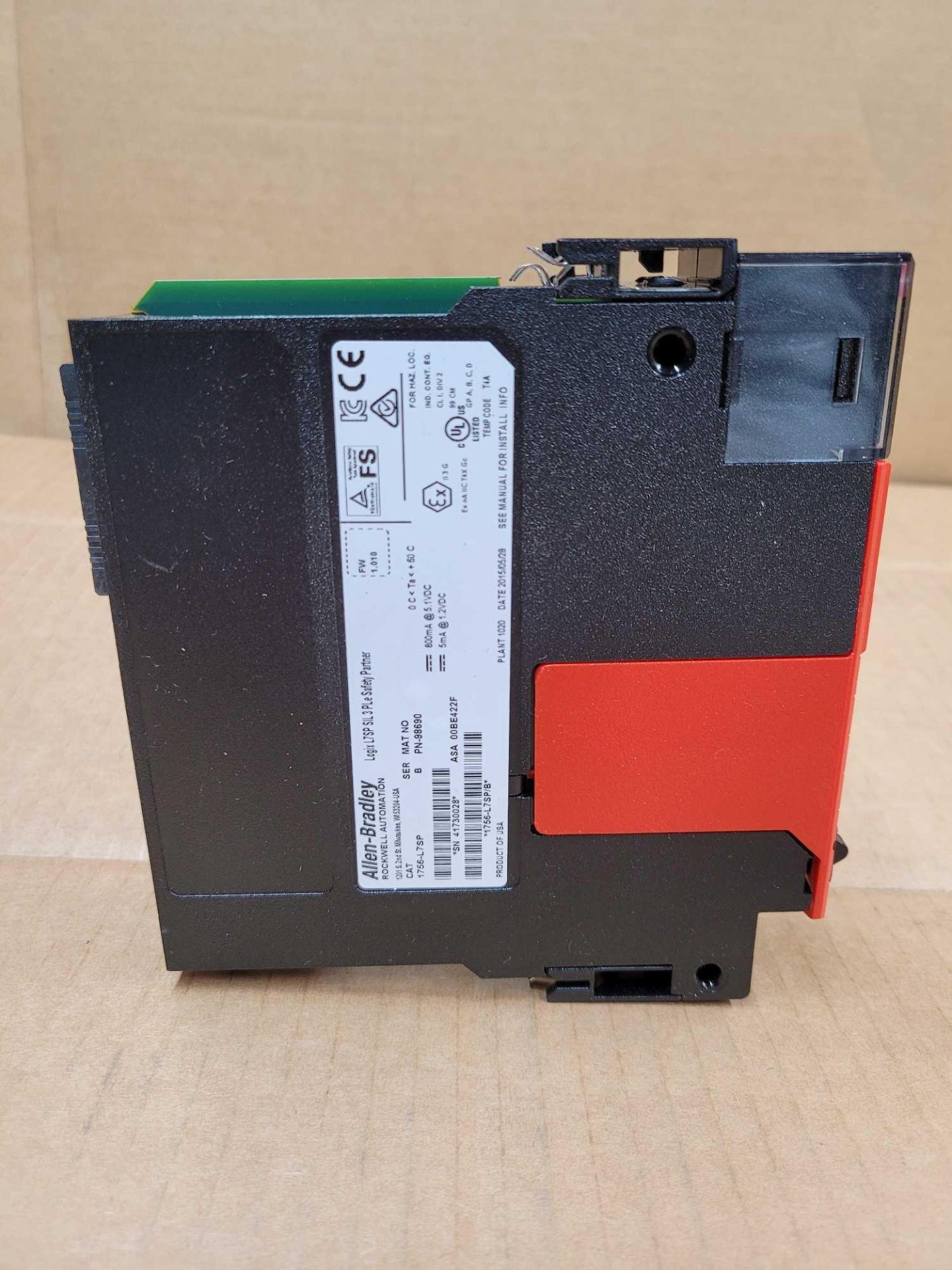 ALLEN BRADLEY 1756-L7SP / Series B Logix L7SP SIL 3 PLe Safety Partner  /  Lot Weight: 0.4 lbs - Image 2 of 5