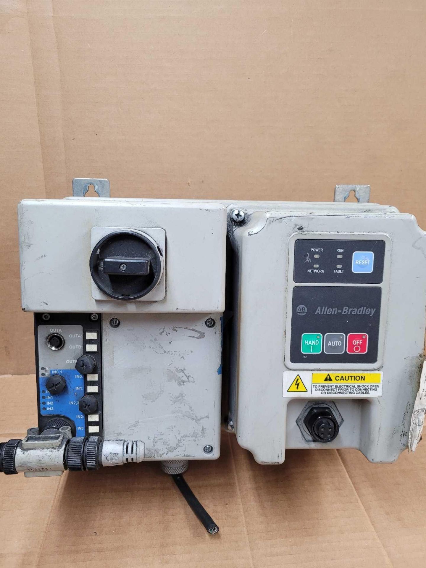 ALLEN BRADLEY 280D-F12Z-10C-GRW-3-P1 with 280D-FN-10-C / Series C ArmorStart Control Module with Ser