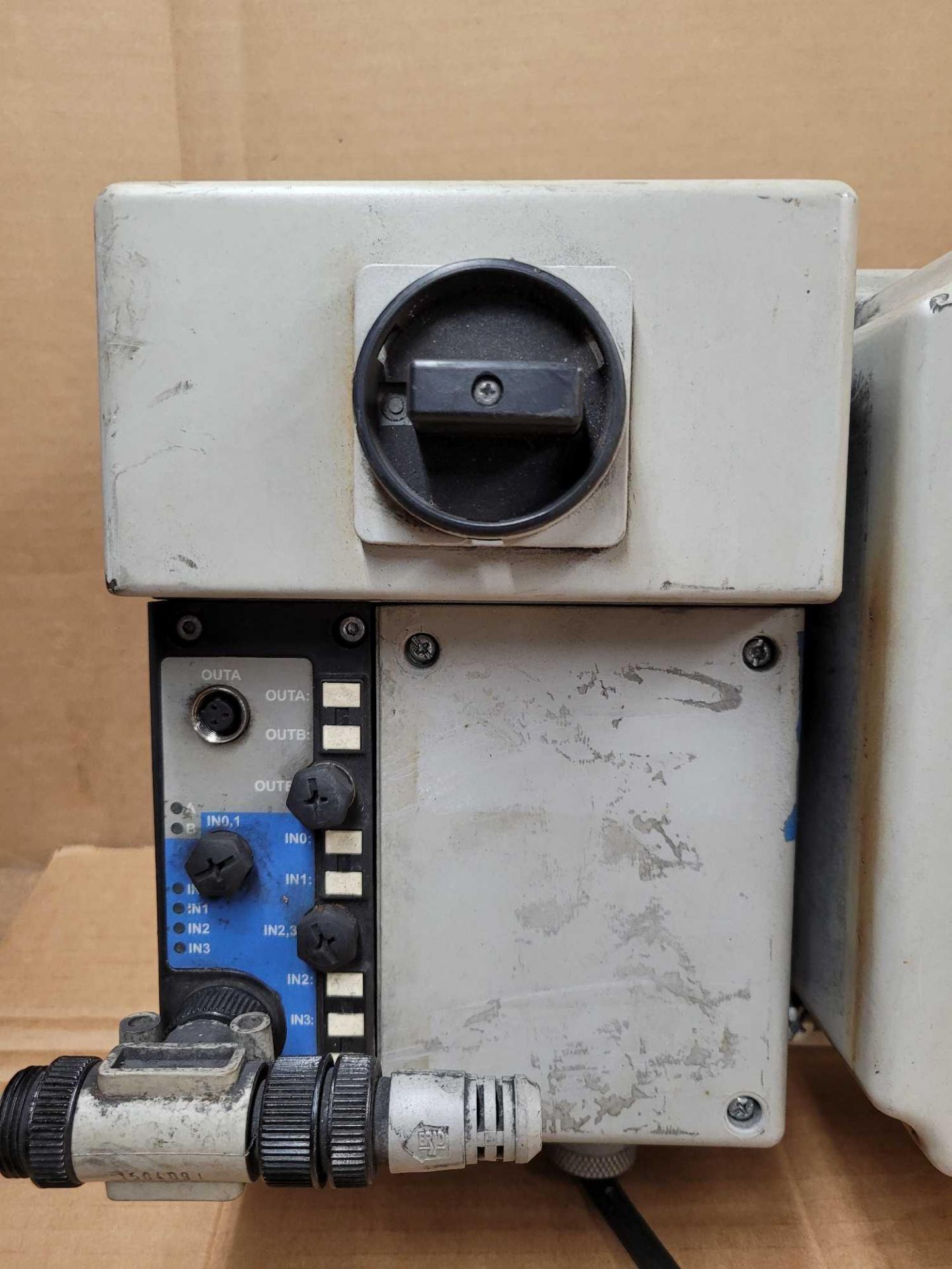 ALLEN BRADLEY 280D-F12Z-10C-GRW-3-P1 with 280D-FN-10-C / Series C ArmorStart Control Module with Ser - Image 2 of 9