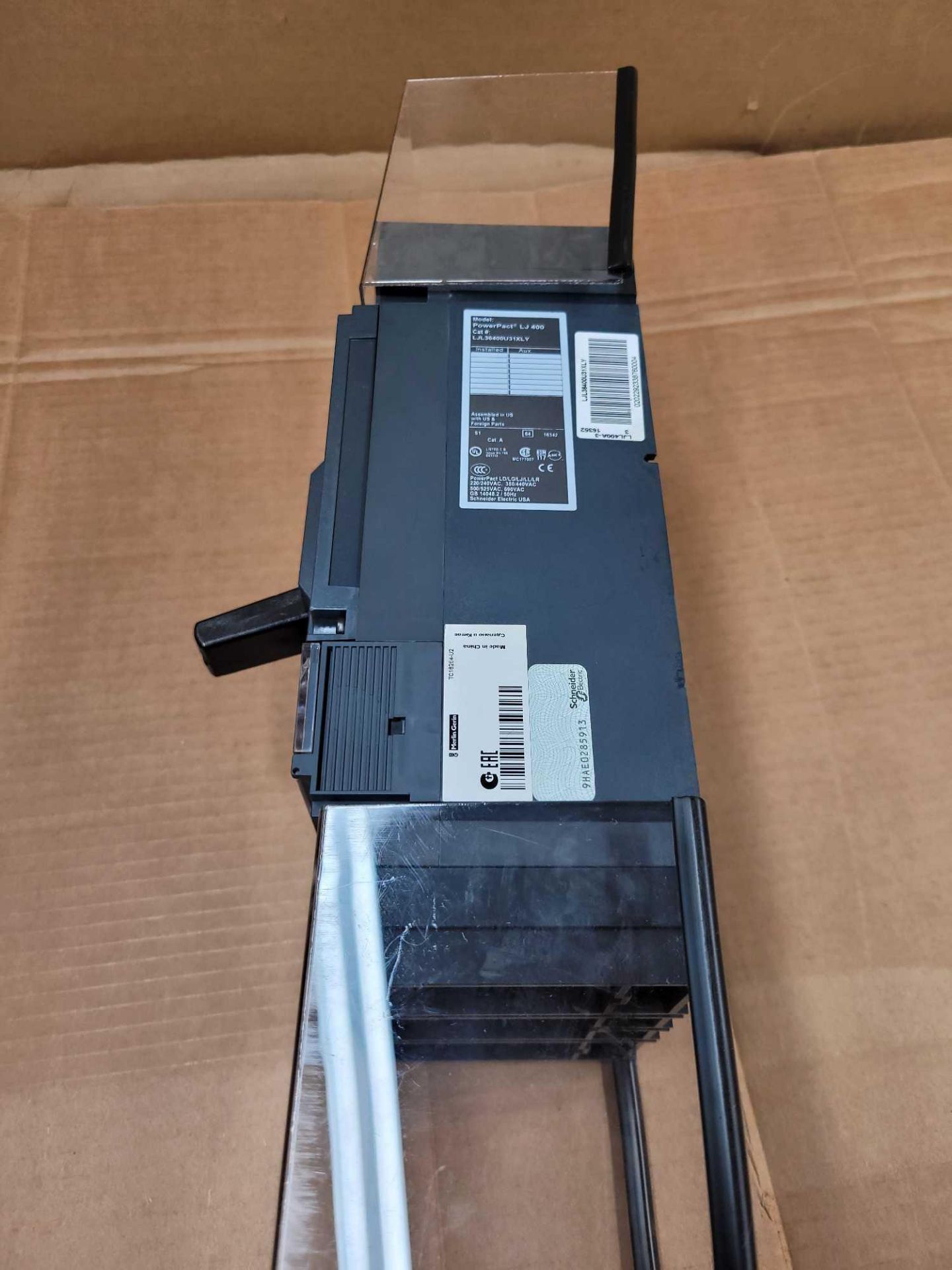 SQUARE D LJL36400U31XLY / 400 Amp Molded Case Circuit Breaker  /  Lot Weight: 13.0 lbs - Image 6 of 7