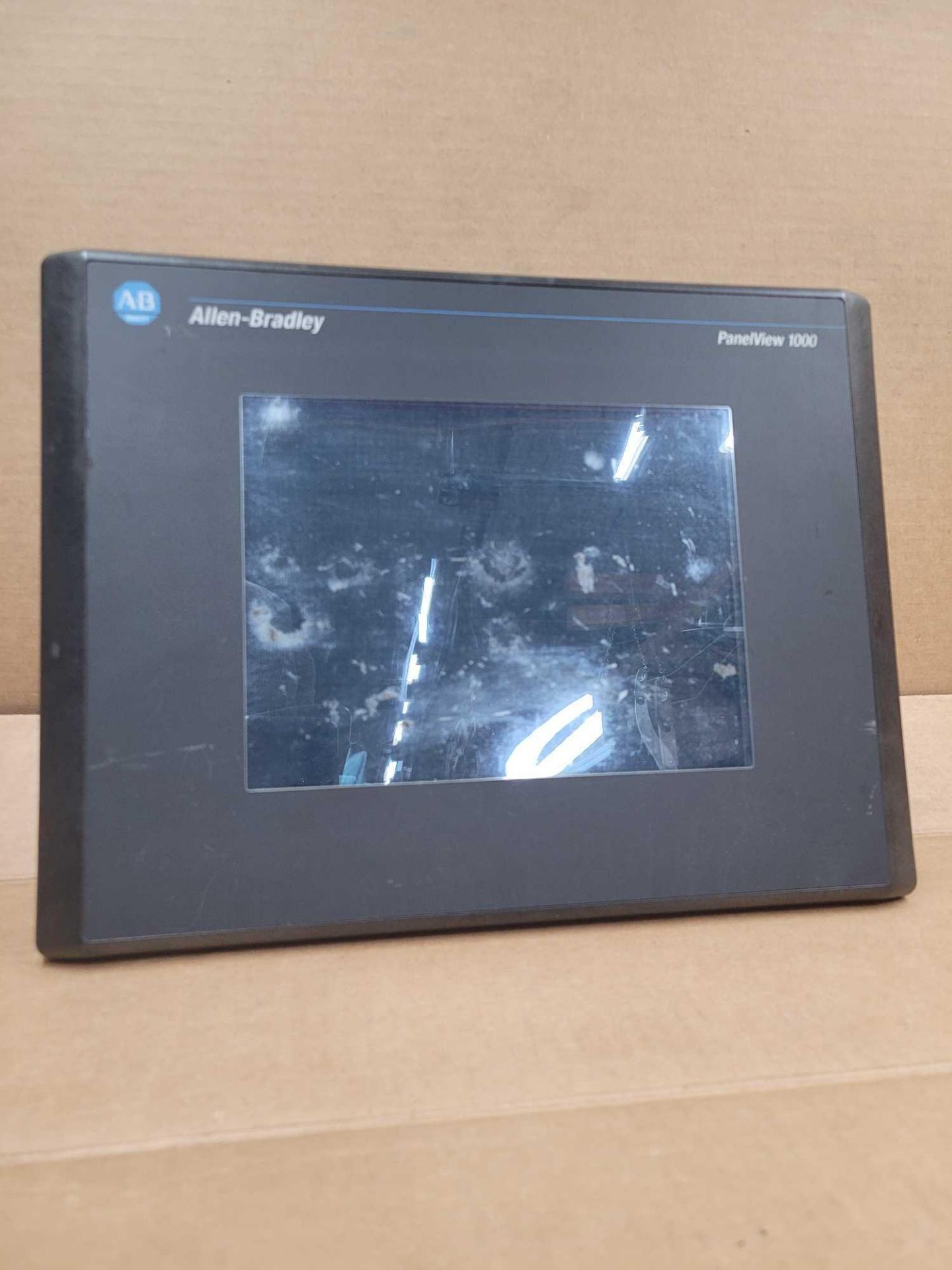 ALLEN BRADLEY 2711-T10C20 / PanelView 1000 Touch Screen Operator Interface  /  Lot Weight: 6.6 lbs