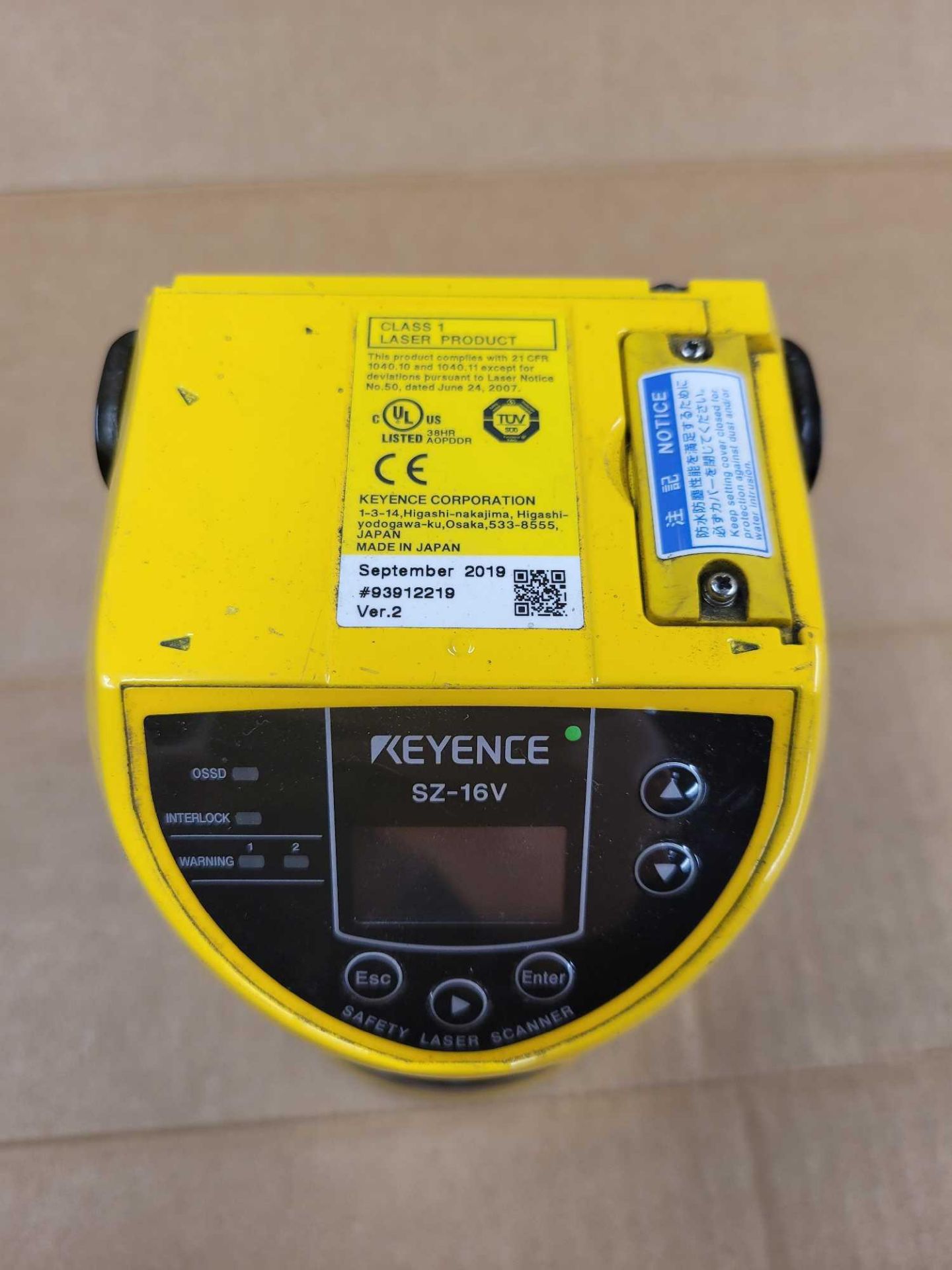 KEYENCE SZ-16V / Safety Laser Scanner  /  Lot Weight: 4.0 lbs - Image 6 of 8