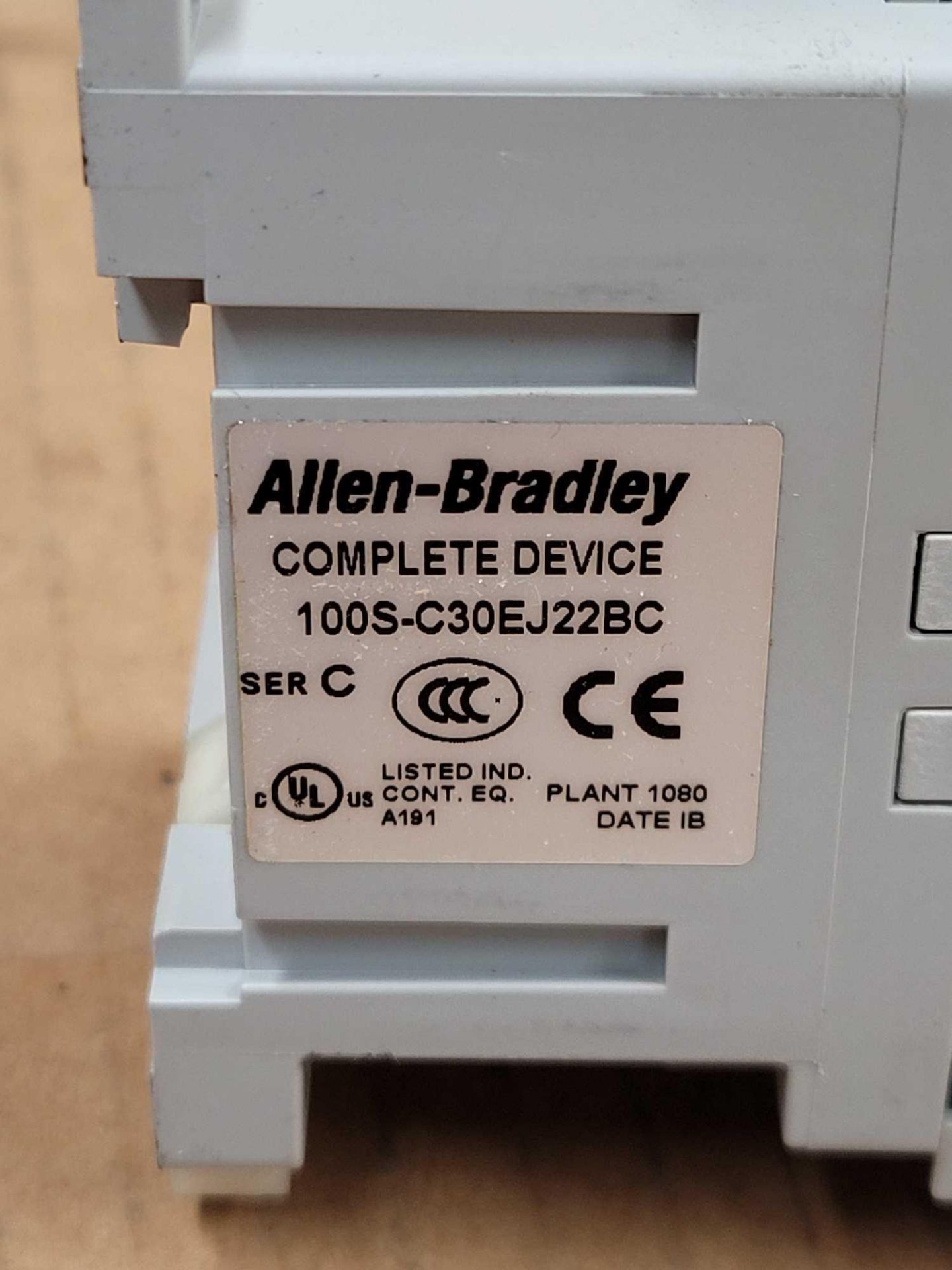 LOT OF 5 ALLEN BRADLEY 100S-C30EJ22BC / Series C Guardmaster Safety Contactor  /  Lot Weight: 6.2 lb - Image 8 of 10