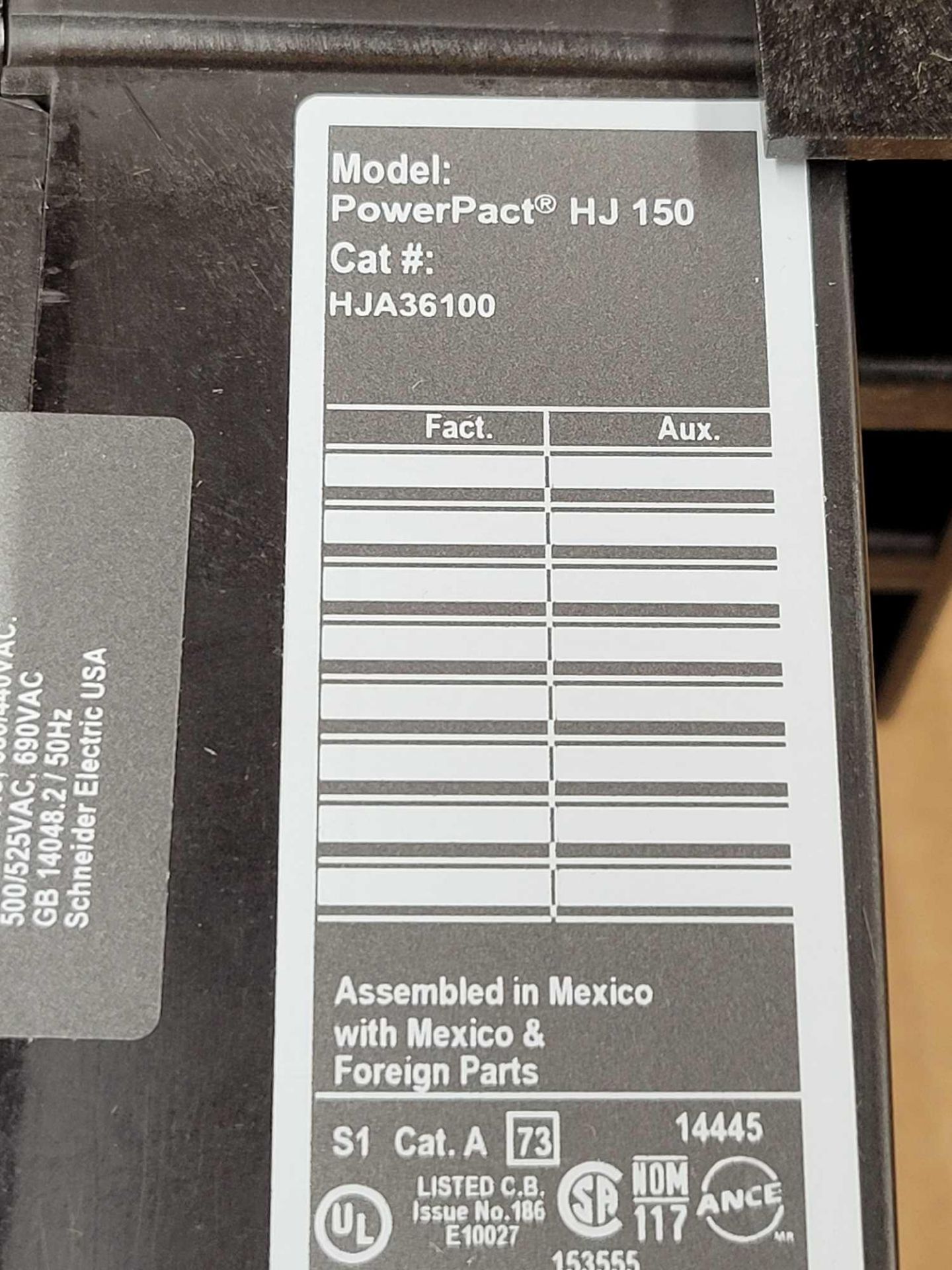 LOT OF 2 SQUARE D HJA36100 / 100 Amp Molded Case Circuit Breaker  /  Lot Weight: 9.4 lbs - Image 5 of 5