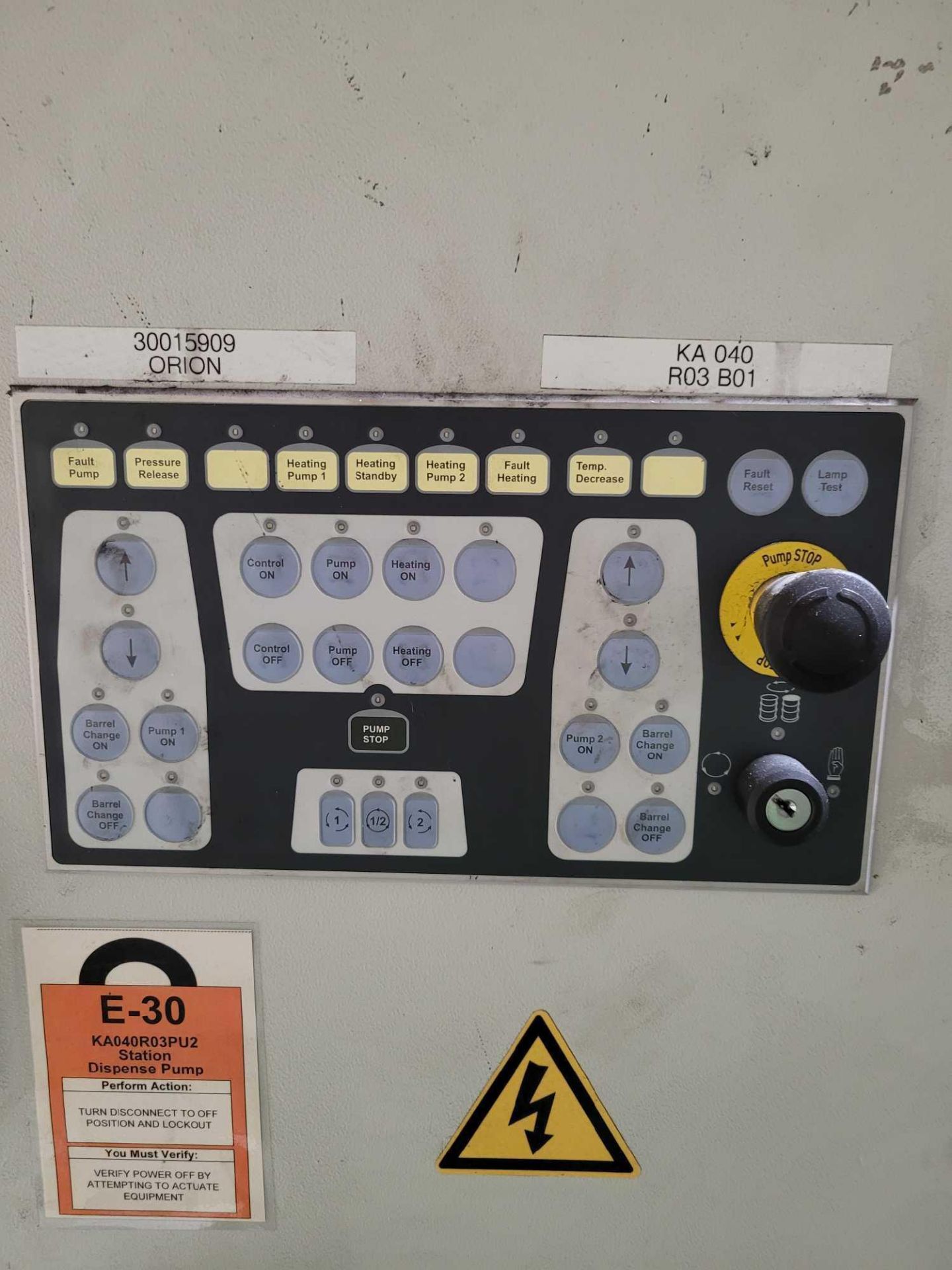 SCA 90903.545112 / Sealant & Adhesive Dispensing Systems  /  Pallet $50 each. Strap to pallet and lo - Image 3 of 17