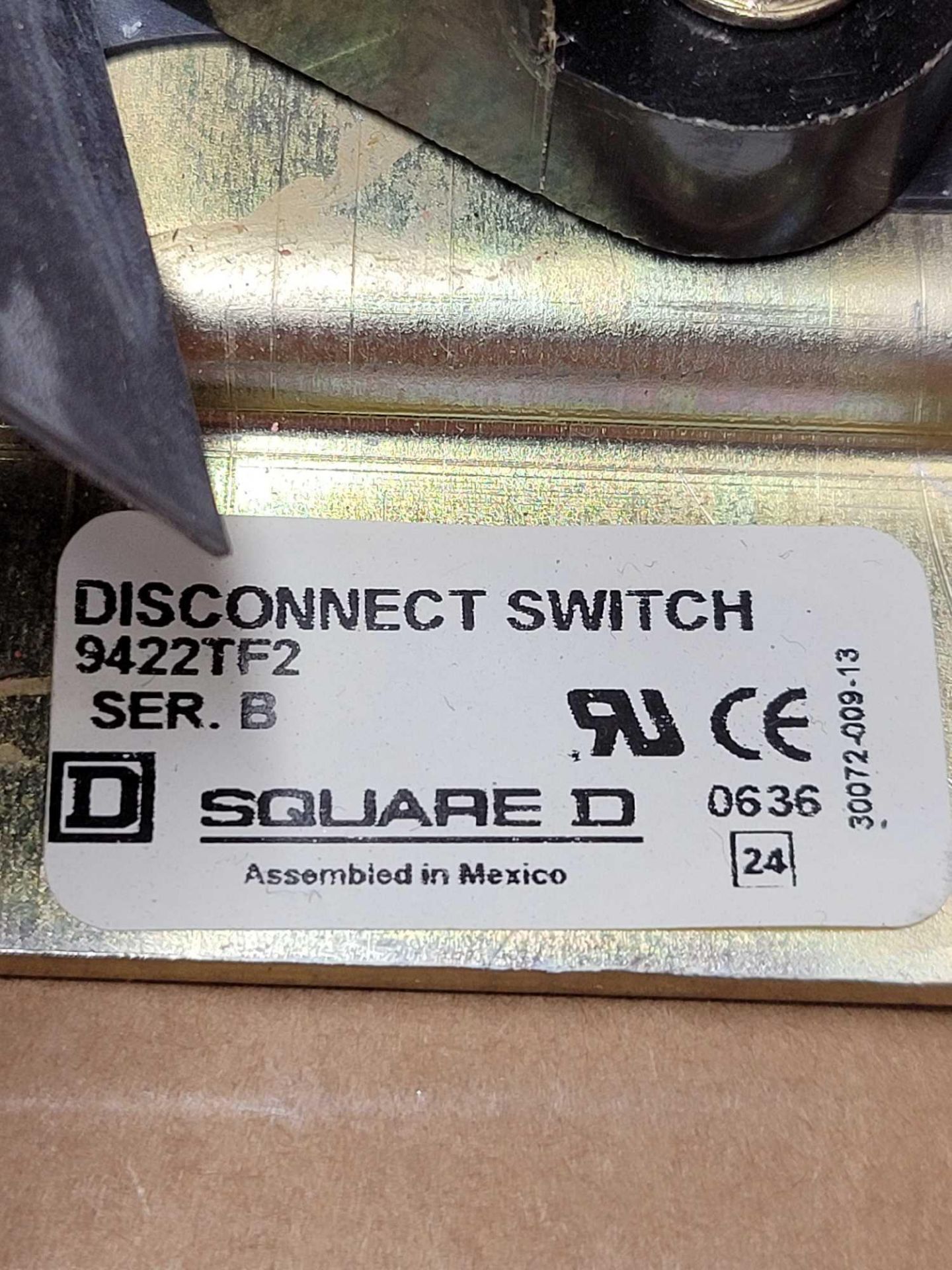 SQUARE D 9422TF2 / Series B Disconnect Switch  /  Lot Weight: 17.8 lbs - Image 2 of 8