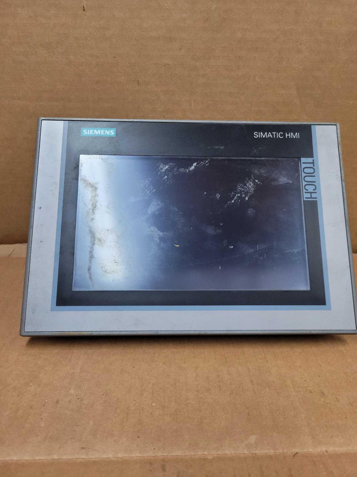 SIEMENS 6AV2124-0JC01-0AX0 / Simatic HMI TP900 Comfort Touchscreen Operator Interface  /  Lot Weight