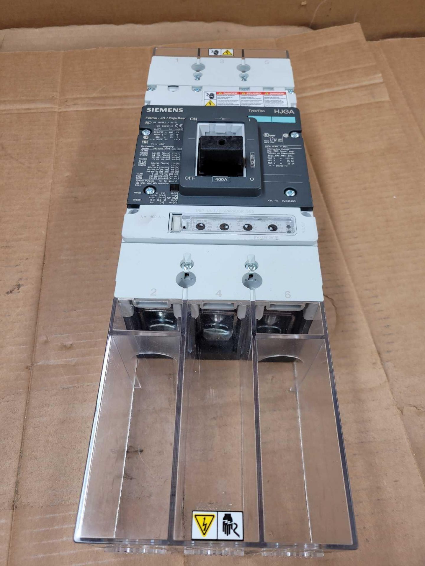 SIEMENS HJX3T400F / 400 Amp Circuit Breaker  /  Lot Weight: 15.2 lbs