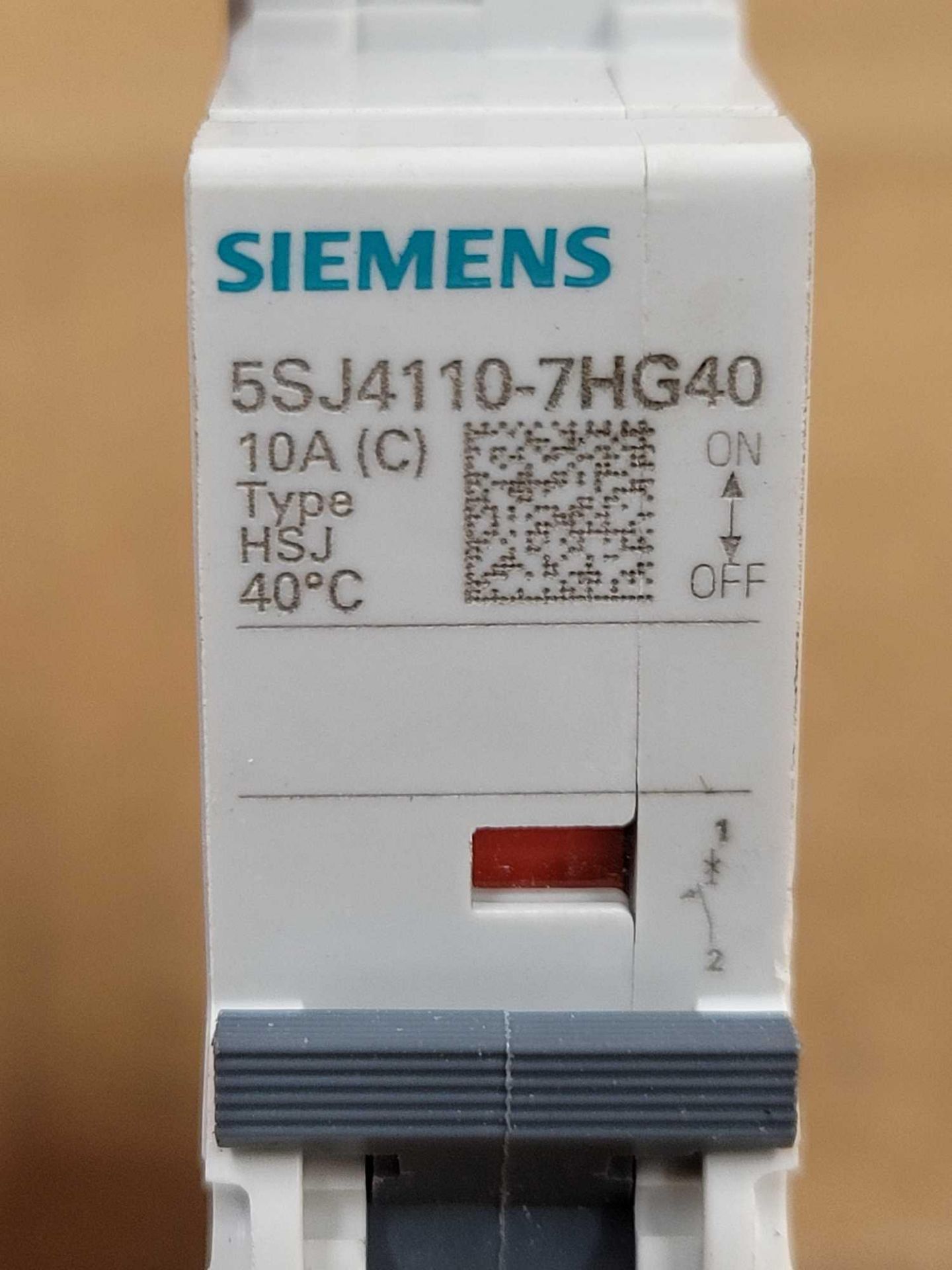 LOT OF 23 ASSORTED SIEMENS BREAKERS  /  Lot Weight: 7.6 lbs - Image 34 of 46