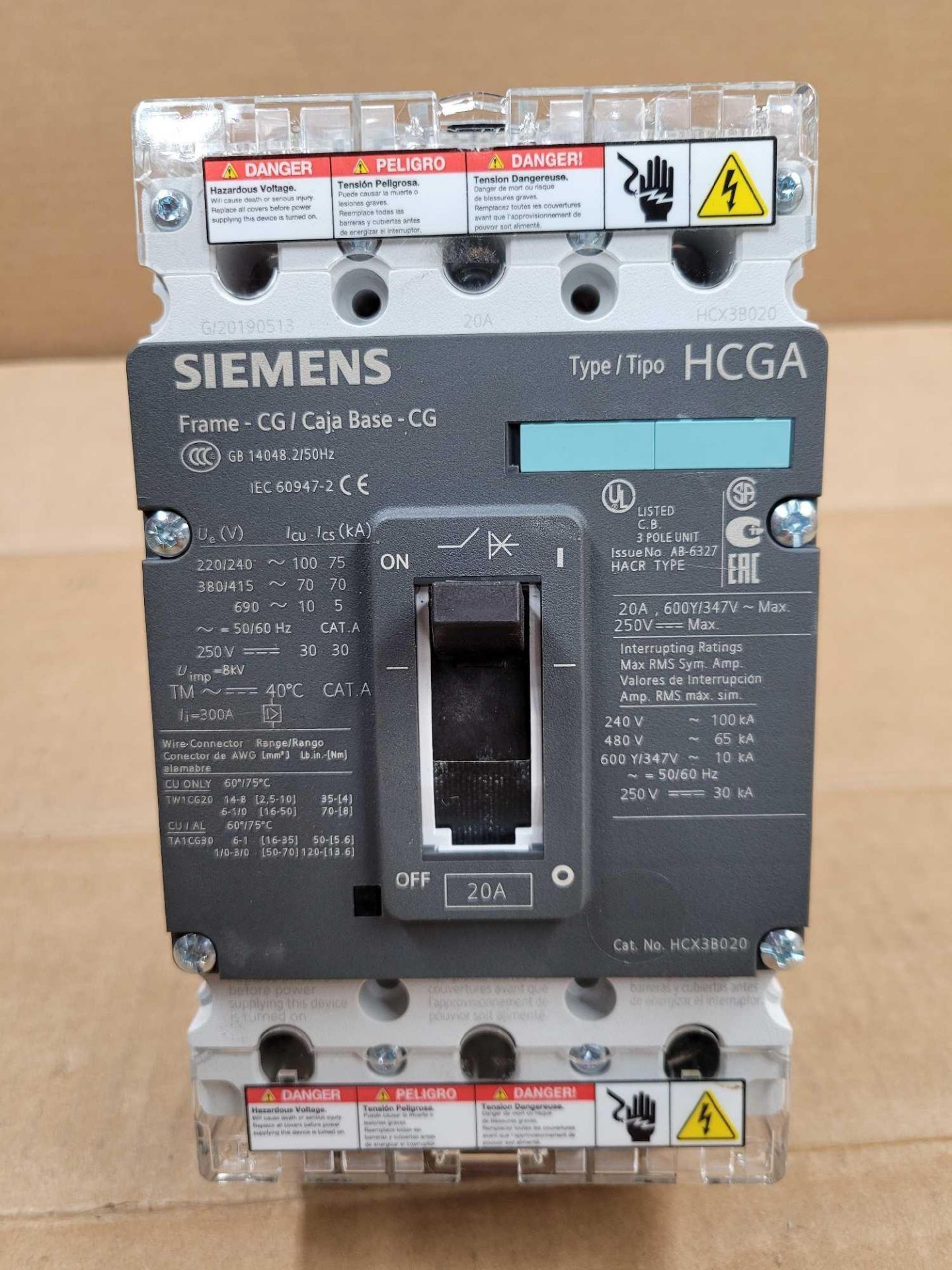 LOT OF 3 ASSORTED SIEMENS CIRCUIT BREAKERS  /  (2) HCX3B030 - 30 Amp Circuit Breaker  /  (1) HCX3B02 - Image 7 of 12