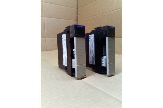 LOT OF 2 ALLEN BRADLEY 1756-DNB / SERIES B DEVICENET COMMUNICATION MODULE / Lot Weight 1lbs - Image 1 of 8