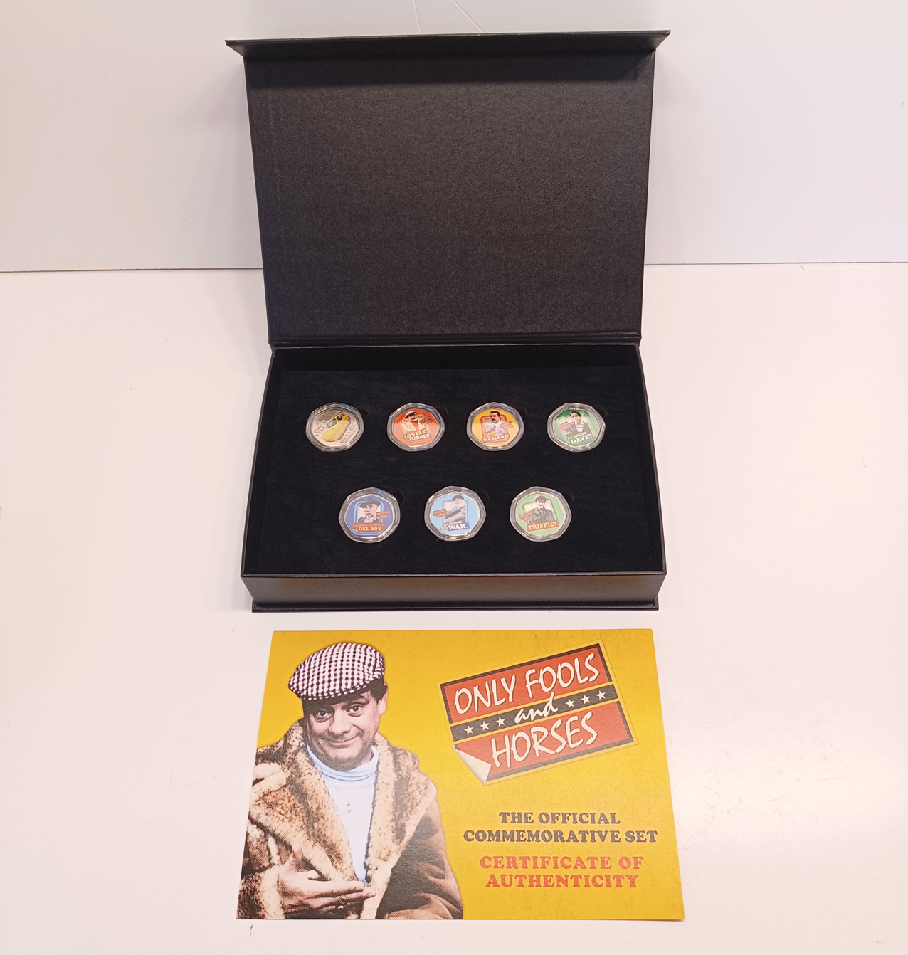 ONLY FOOLS & HORSES COMMEMORATIVE COIN SET (BOXED) - Image 2 of 3