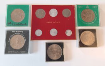 1956 VATICAN COIN SET, 1980 QUEEN MOTHER, 2 QE2 1977, 1952 SOUTH AFRICA CROWN AND 1953 CROWN QEII