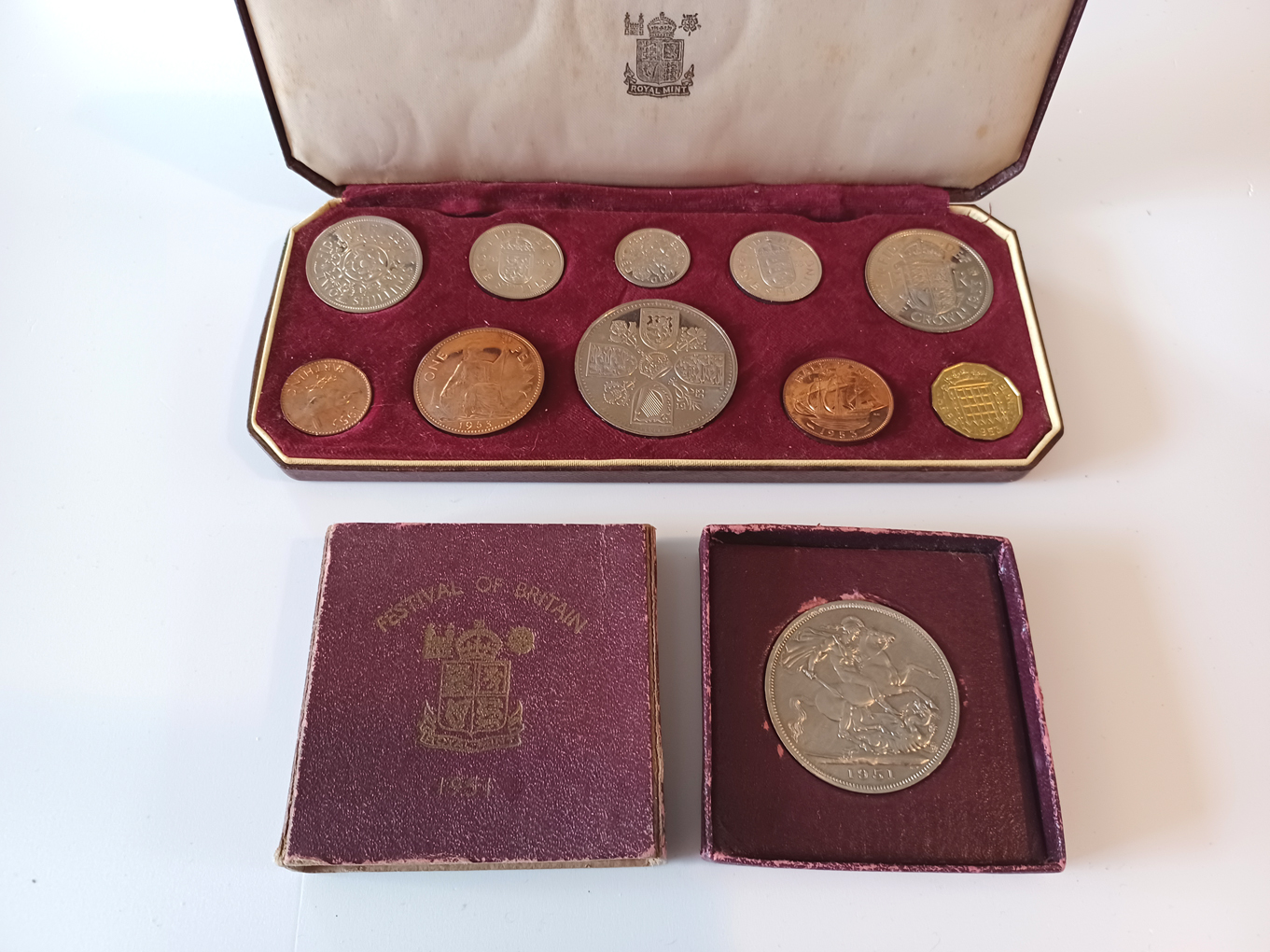 FESTIVAL OF BRITAIN 1951 CROWN, 1953 ELIZABETH II CROWN TO FARTHING 10 COIN PROOF SET CASED 