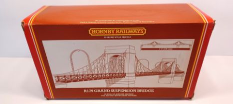 HORNBY MODEL RAILWAY R179 GRAND SUSPENSION BRIDGE OO GAUGE BOXED