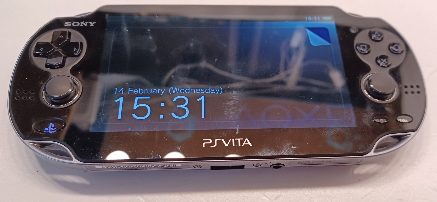 SONY PLAYSTATION PS VITA PCH-1103 WITH LEAD, PAPERWORK & TRAVEL CASE IN WORKING CONDITION. - Image 2 of 3