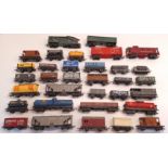 OO GAUGE MODEL RAILWAY UNBOXED WAGON COLLECTION BY HORNBY, MAINLINE, TRIANG & DAPOL (33)