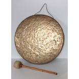 VICTORIAN HAMMERED BRASS GONG WITH BEATER 42CM DIA.