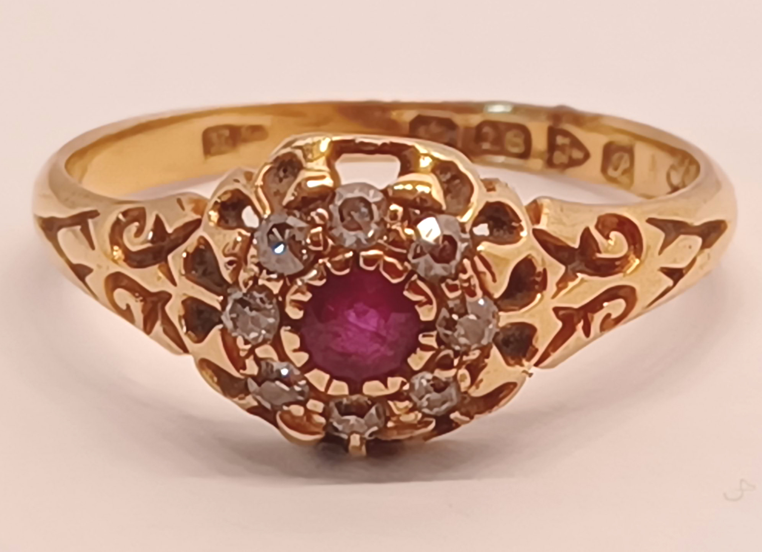 18CT GOLD RUBY AND DIAMONDS RING SIZE M 2.1g