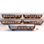 DARSTAED "DEVON BELLE" O GAUGE PULLMAN 5 PIECE COACH SET BOXED SET IN CHOCOLATE & CREAM 