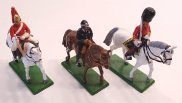 3 BRITAINS METAL HORSEGUARDS TALLEST 9.5CM