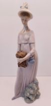 LLADRO FIGURE - 4994 LOOKING AT HER DOG 30CM TALL