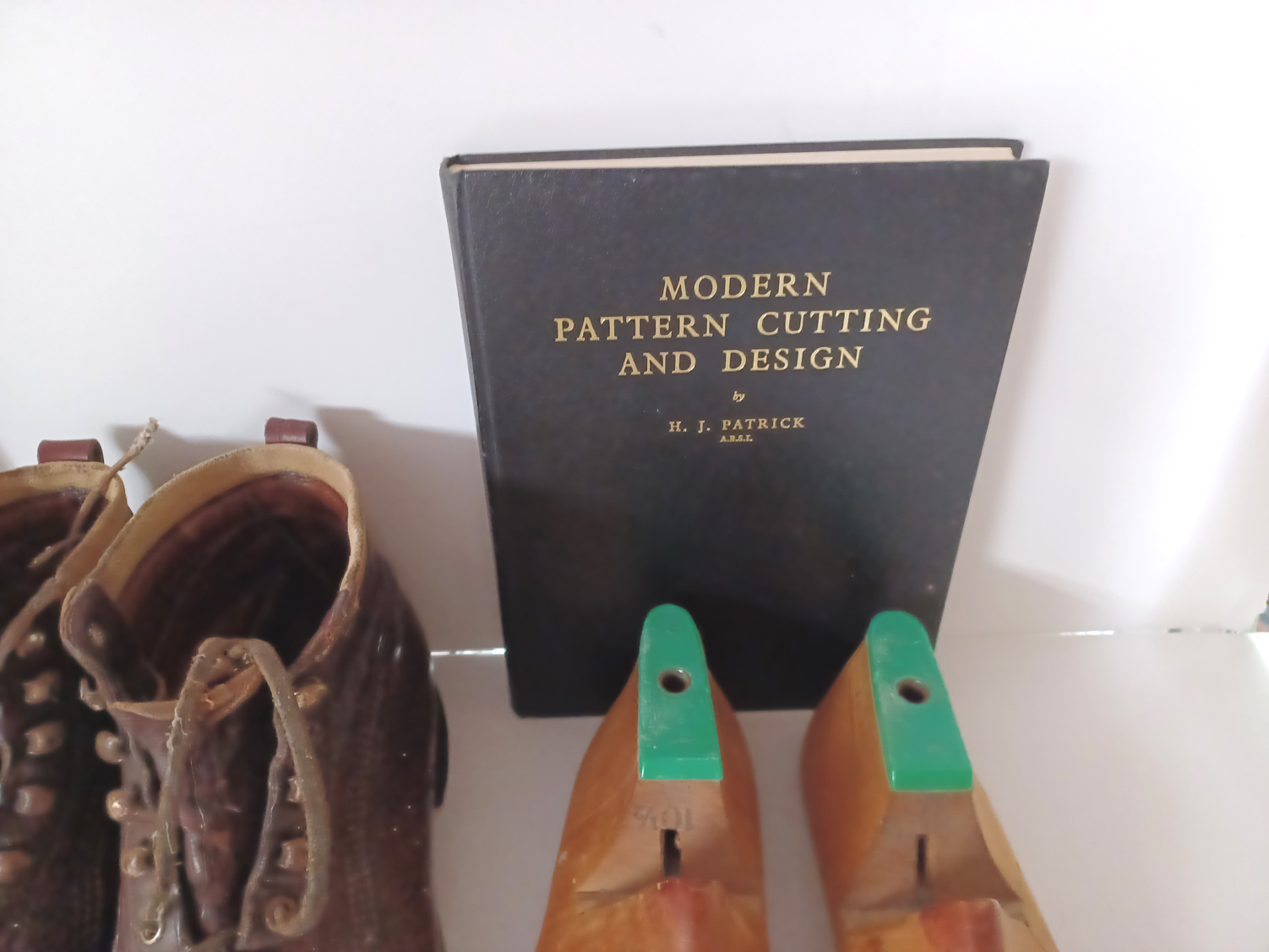 SHOEMAKING - 2 LASTS / MOULDS, A HANDMADE PAIR OF BOOTS FOR TAP DANCING & SHOEMAKING BOOKS - Image 4 of 5