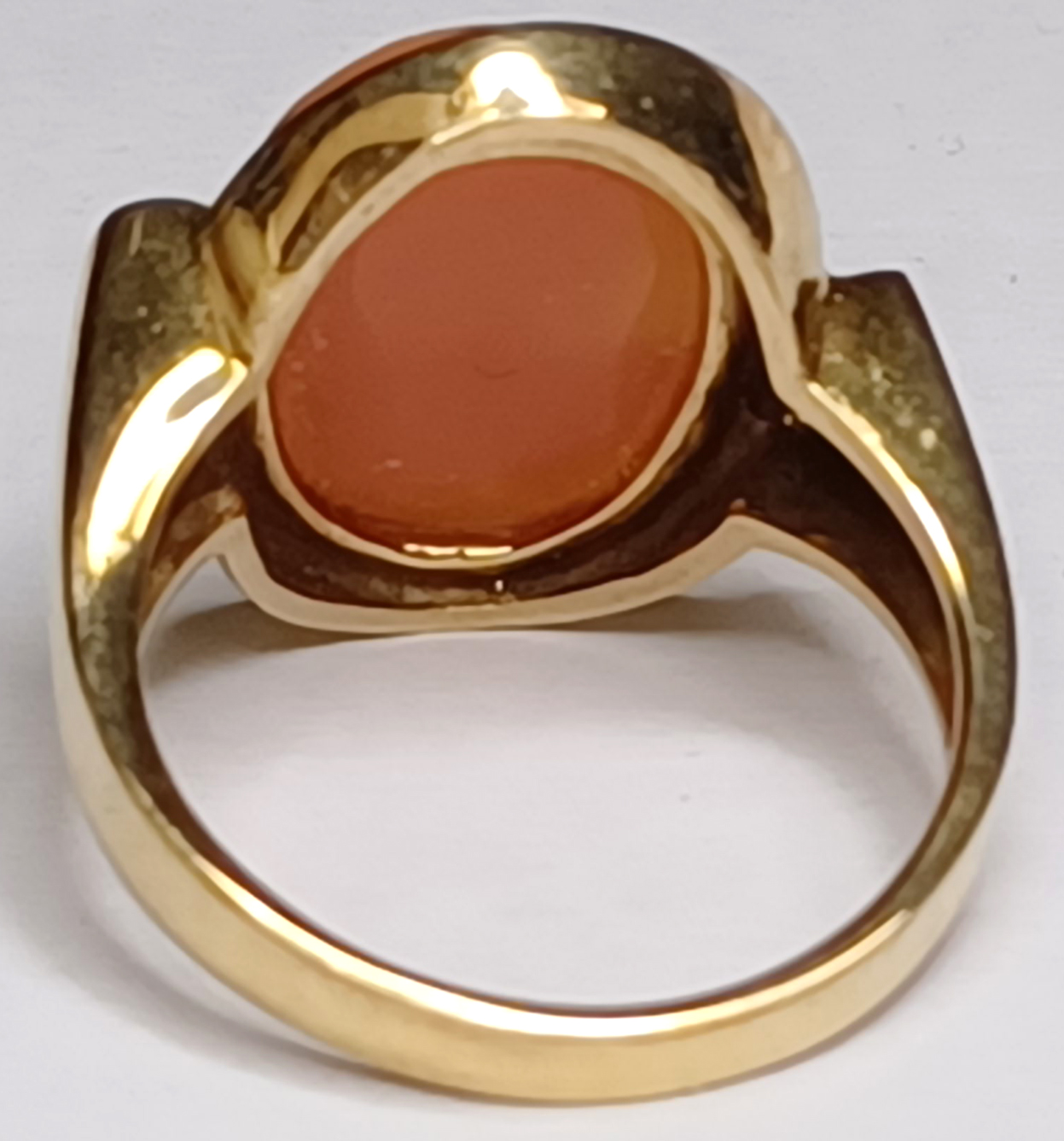 9CT GOLD CAMEO RING SIZE P  6.2g FACE LOOKING TO LEFT - Image 2 of 4