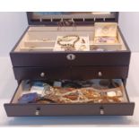 BROWN JEWELLERY BOX WITH MAINLY VINTAGE COSTUME JEWELLERY