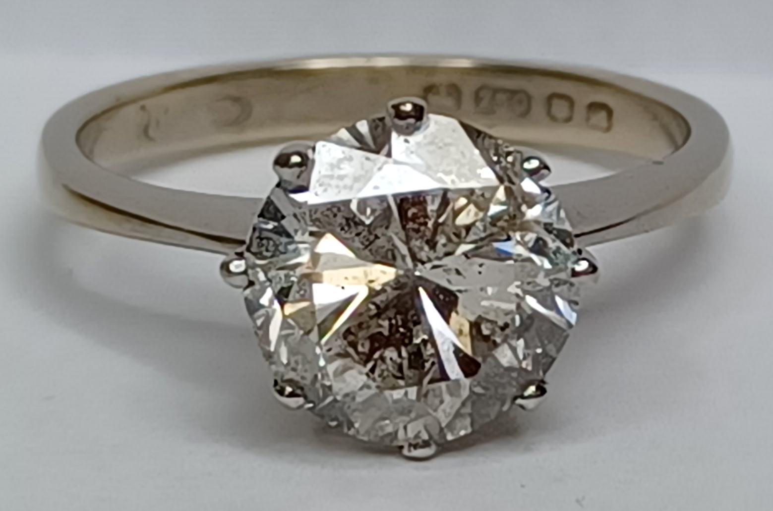 18CT GOLD DIAMOND SOLITAIRE RING SIZE H 2.7g APPROX 1.4 TO 1.5CT DIAMOND - Image 3 of 6