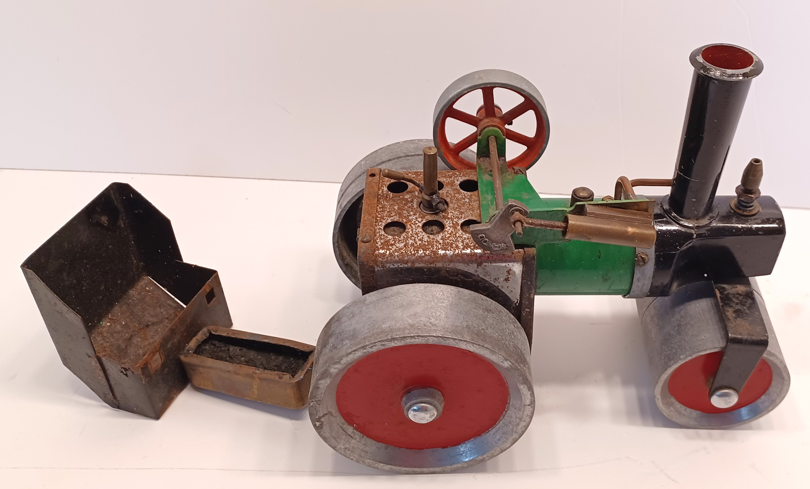 MAMOD TRACTION STEAM ROLLER ENGINE - Image 2 of 2