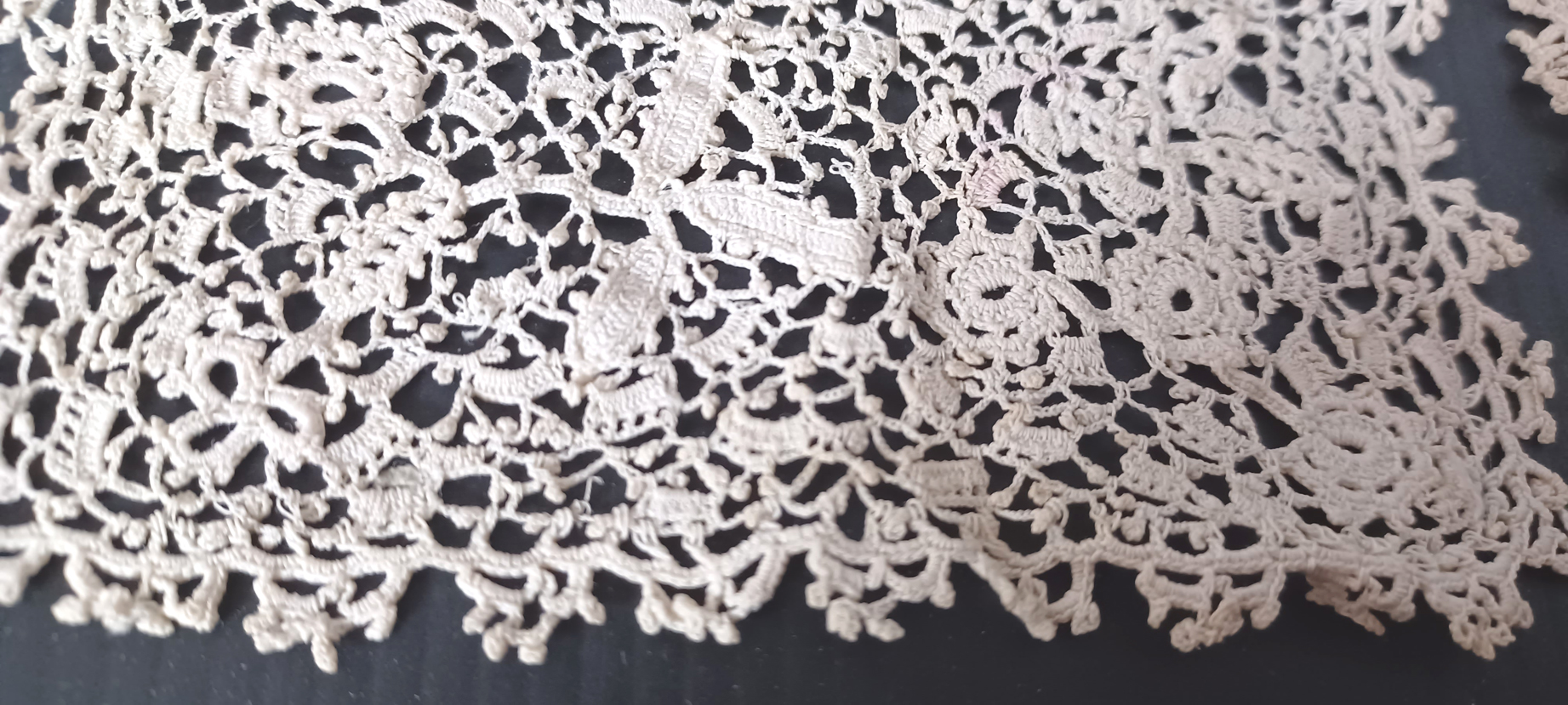 TWO GEORGIAN EARLY VICTORIAN LACEWORKS 12CM X 10CM  - Image 2 of 2