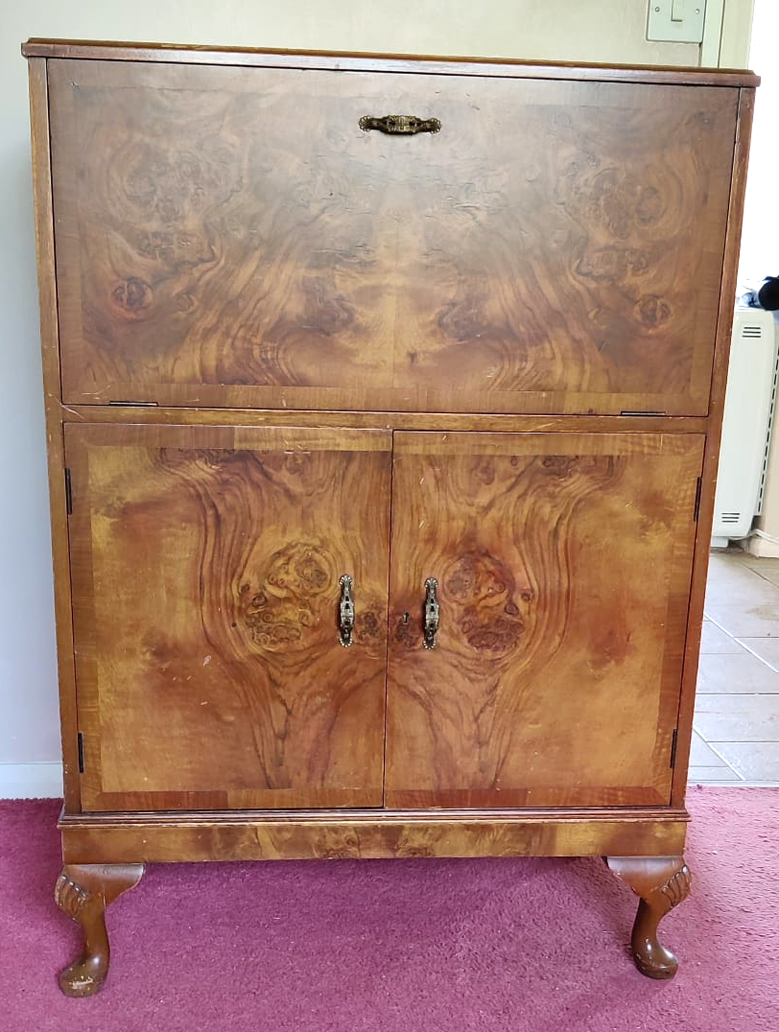 WALNUT COCKTAIL CABINET 79CM W X 46.5CM D X 111.5CM H