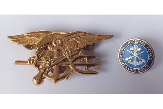 US NAVY SEALS BADGE & A MOBILE RIVERINE FORCE MEKONG DELTA VIETNAM BADGE