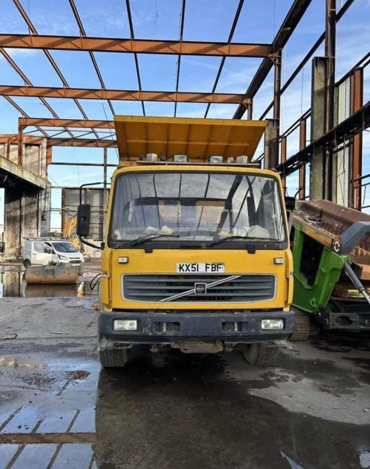 RM60 (Rubble Master) Impact Crusher on a Volvo Lorry (SHOWN IN VIDEO) *PLUS VAT* - Image 4 of 5