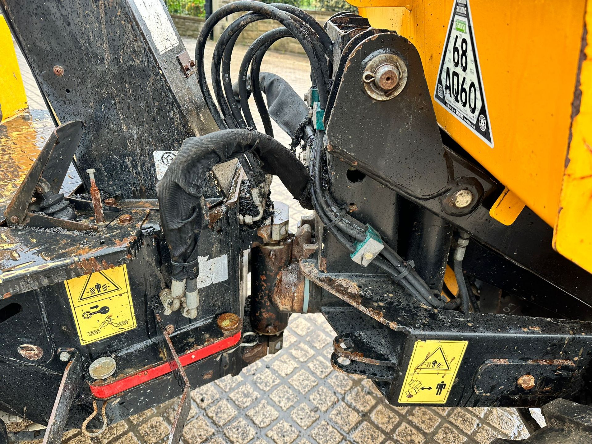 2017 JCB 1THT 1 TON HIGH TIP DUMPER *PLUS VAT* - Image 12 of 18