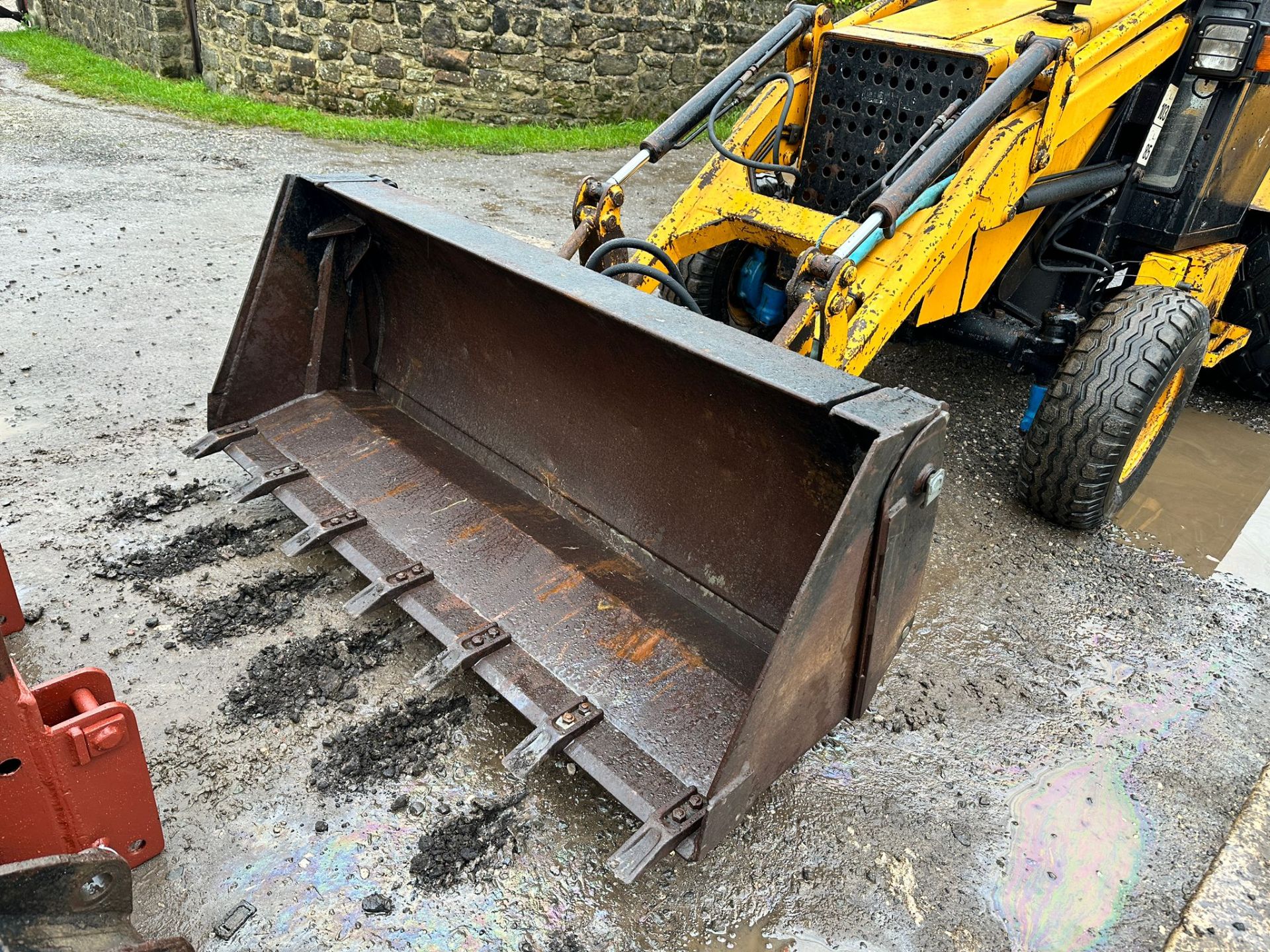 LEWIS BAGDER 4X4 FRONT LOADER BACKHOE *PLUS VAT* - Image 4 of 26